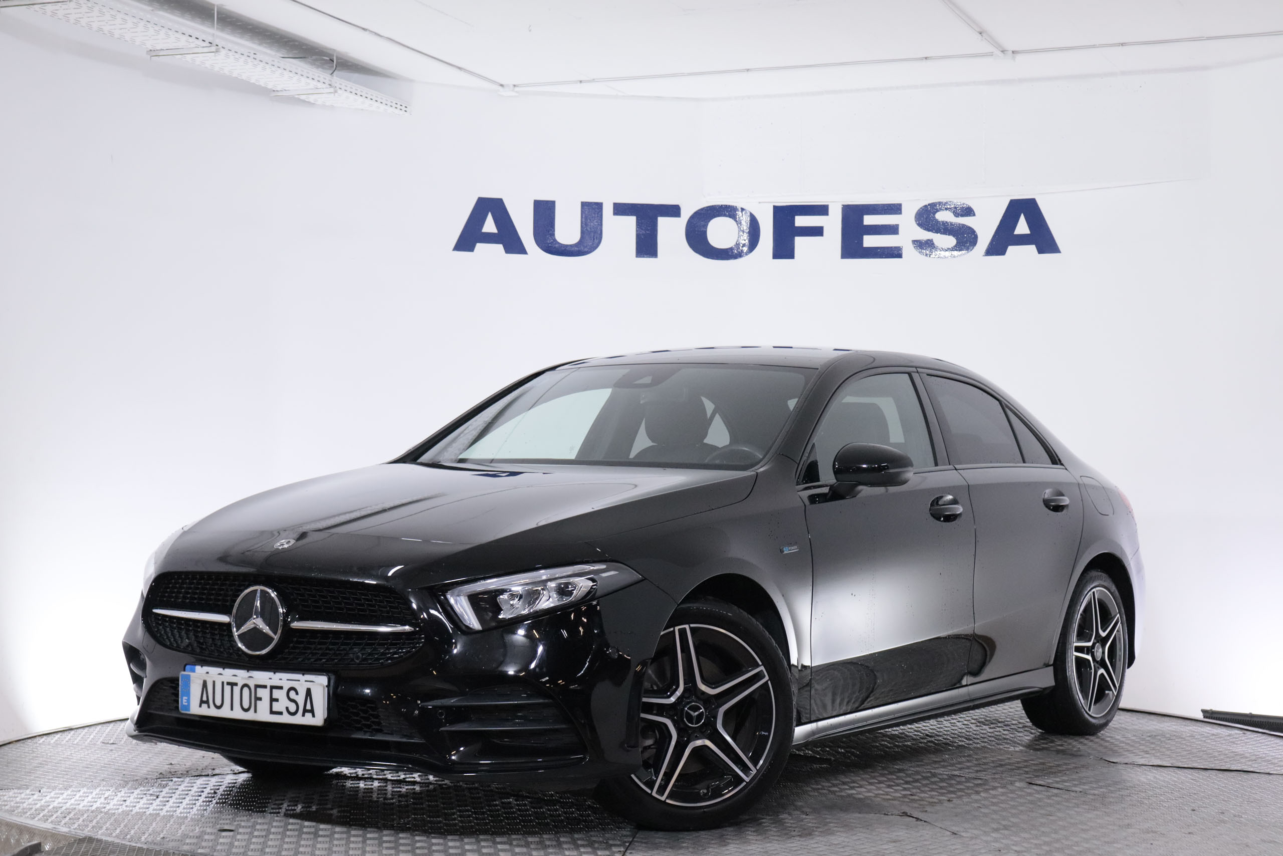 Mercedes-benz A 250 CLASE A 250e SEDAN AMG LINE AUTO 218CV 4P # NAVY,CAMARA TRASERA foto 1