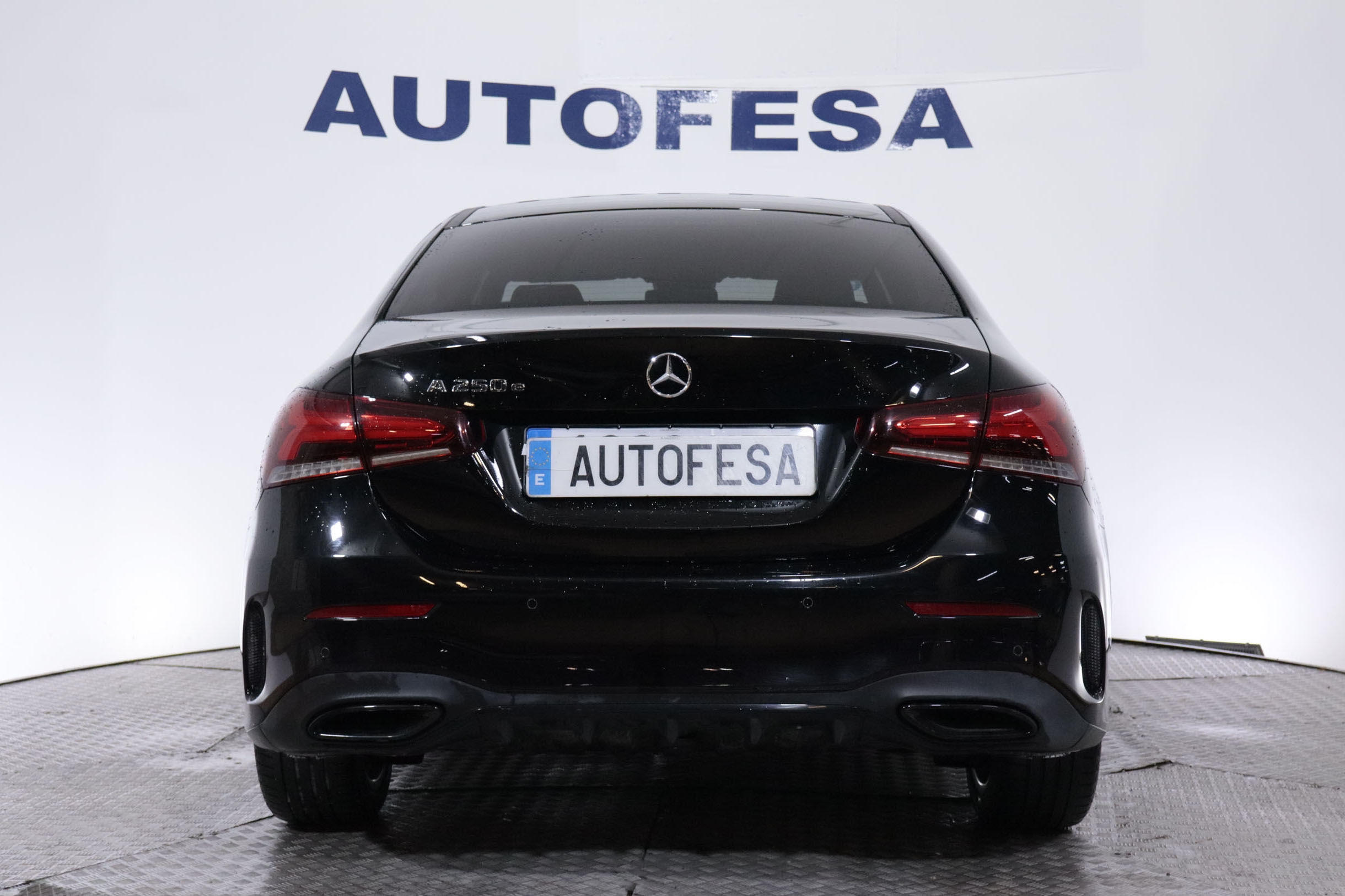 Mercedes-benz A 250 CLASE A 250e SEDAN AMG LINE AUTO 218CV 4P # NAVY,CAMARA TRASERA foto 7