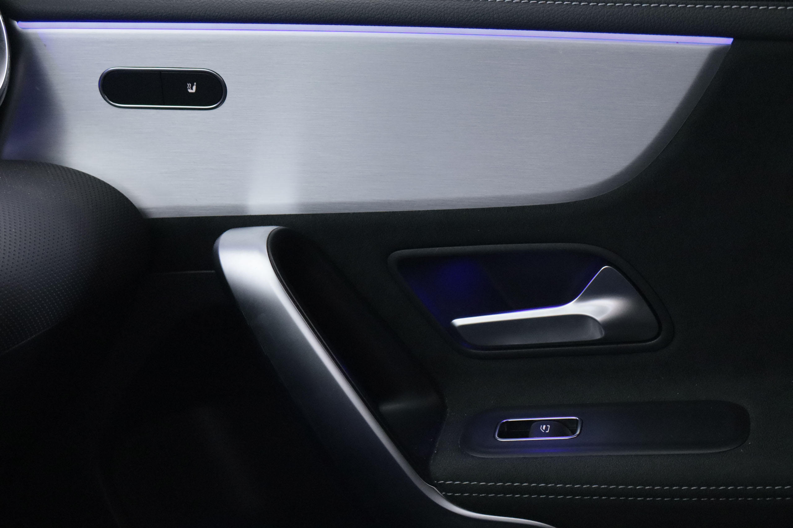 Mercedes-benz A 250 CLASE A 250e SEDAN AMG LINE AUTO 218CV 4P # NAVY,CAMARA TRASERA foto 29