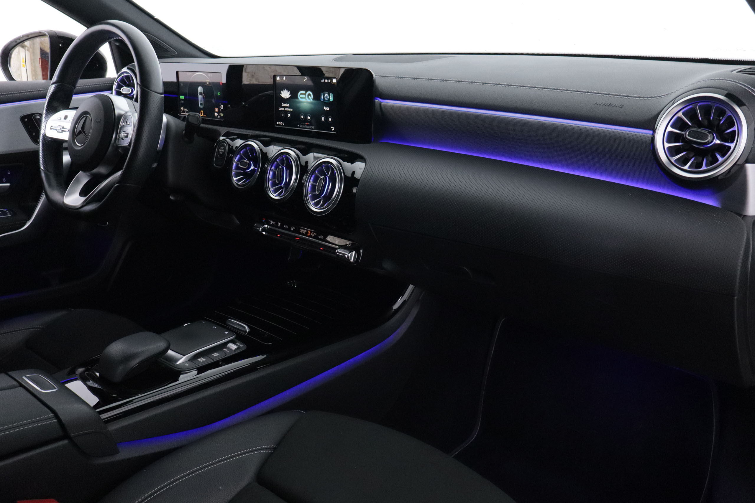 Mercedes-benz A 250 CLASE A 250e SEDAN AMG LINE AUTO 218CV 4P # NAVY,CAMARA TRASERA foto 15