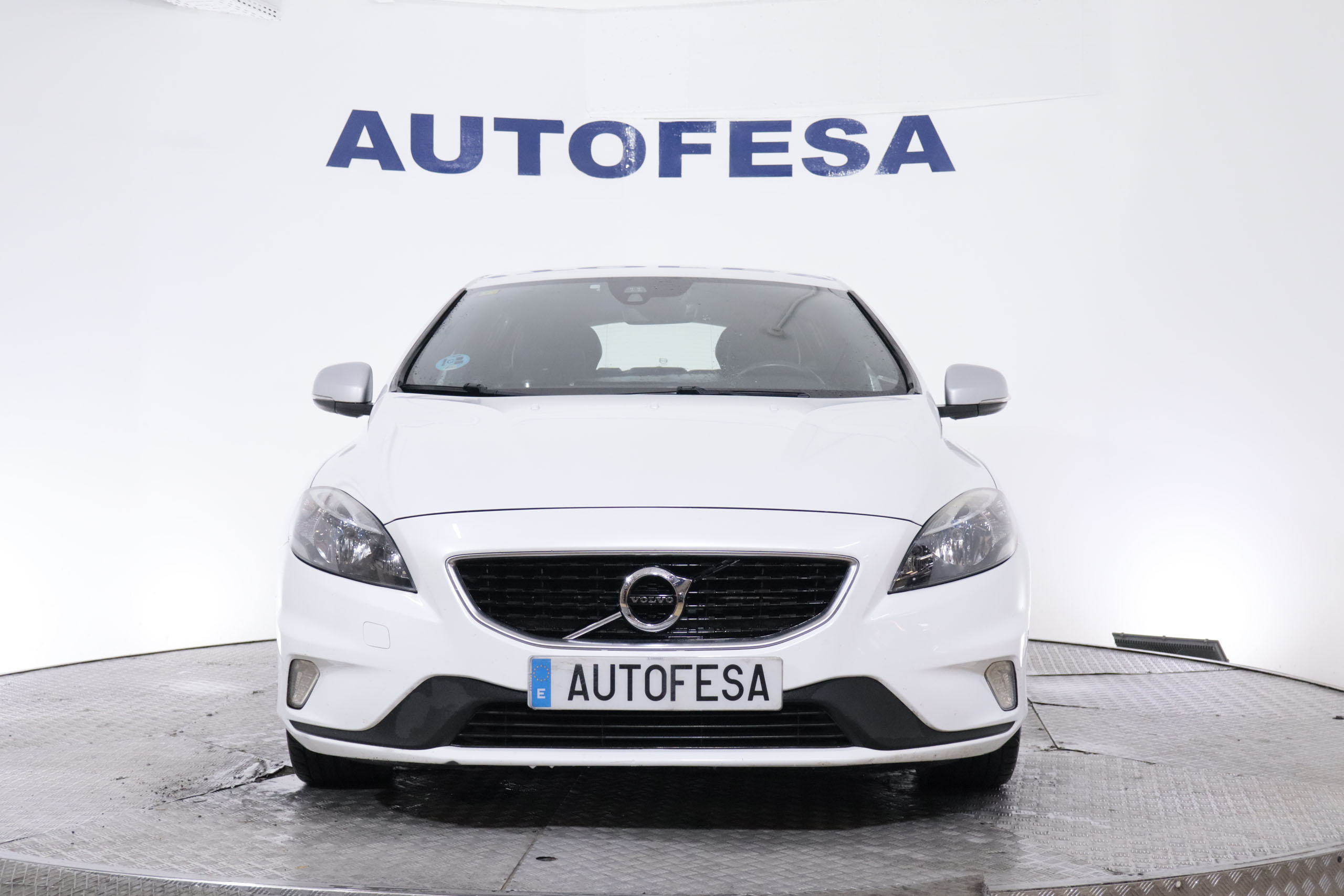 Volvo V40 2.0 T2 R-DESIGN 122CV 5P # CUERO, foto 2