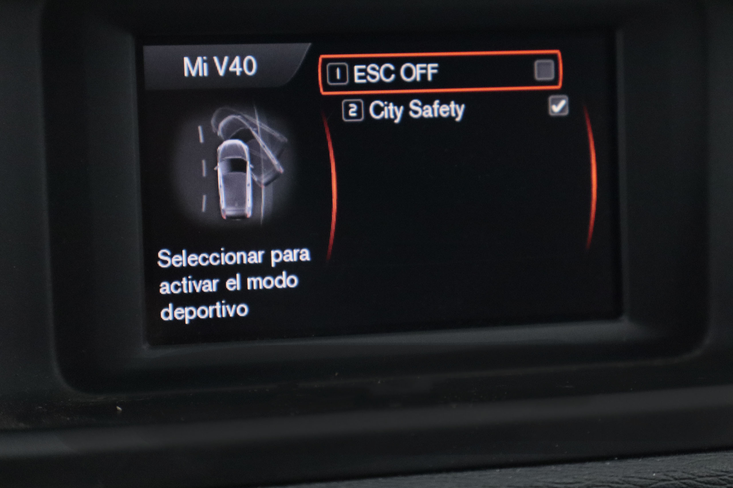 Volvo V40 2.0 T2 R-DESIGN 122CV 5P # CUERO, foto 20