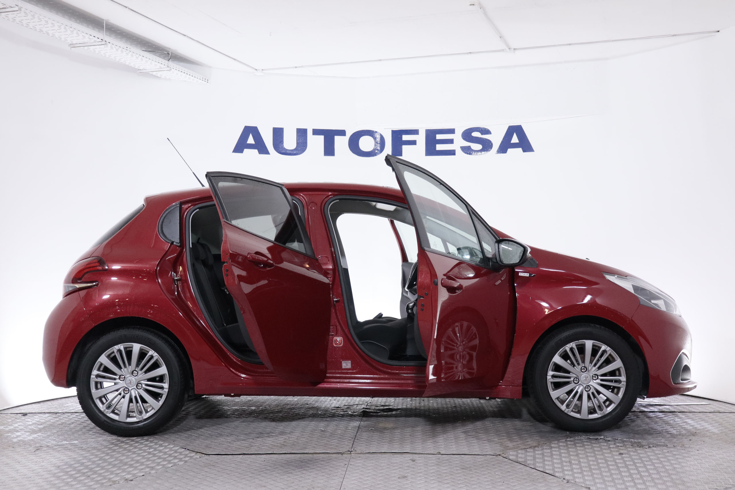 Peugeot 208 1.2 STYLE 82CV 5P # NAVY foto 7