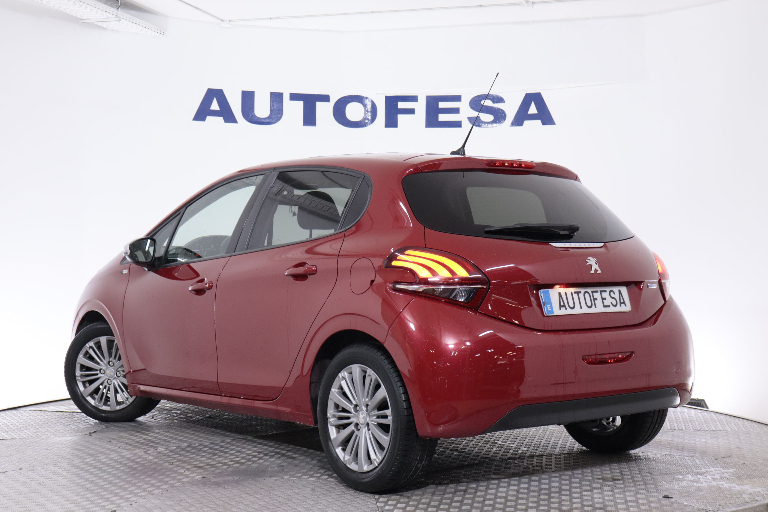 Peugeot 208 1.2 STYLE 82CV 5P # NAVY foto 13