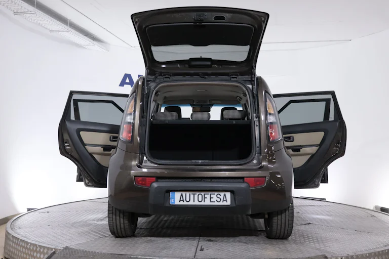 Kia Soul 1.6 CRDI 128CV 5P foto 13