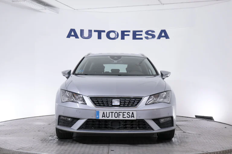 Seat Leon ST 1.5 TGI DSG-7 XCELLENCE 130CV 5P # IVA DEDUCIBLE,CAMARA TRASERA foto 2