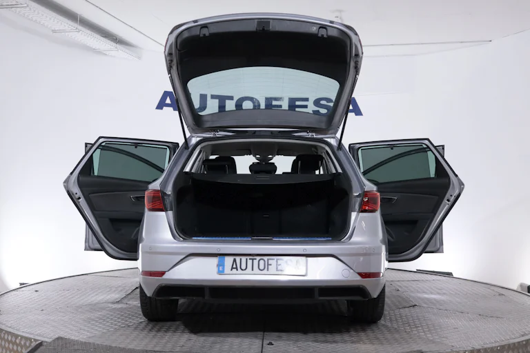 Seat Leon ST 1.5 TGI DSG-7 XCELLENCE 130CV 5P # IVA DEDUCIBLE,CAMARA TRASERA foto 11