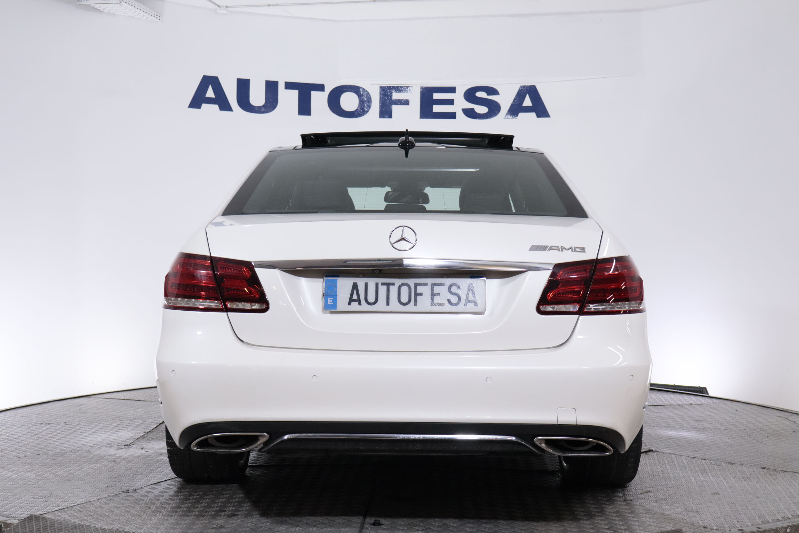 Mercedes-benz E 350 CLASE E 350 CDI AVANTGARDE 258CV AUTO 4P # TECHO PANORAMICO ELE,CUERO,NAVY foto 7