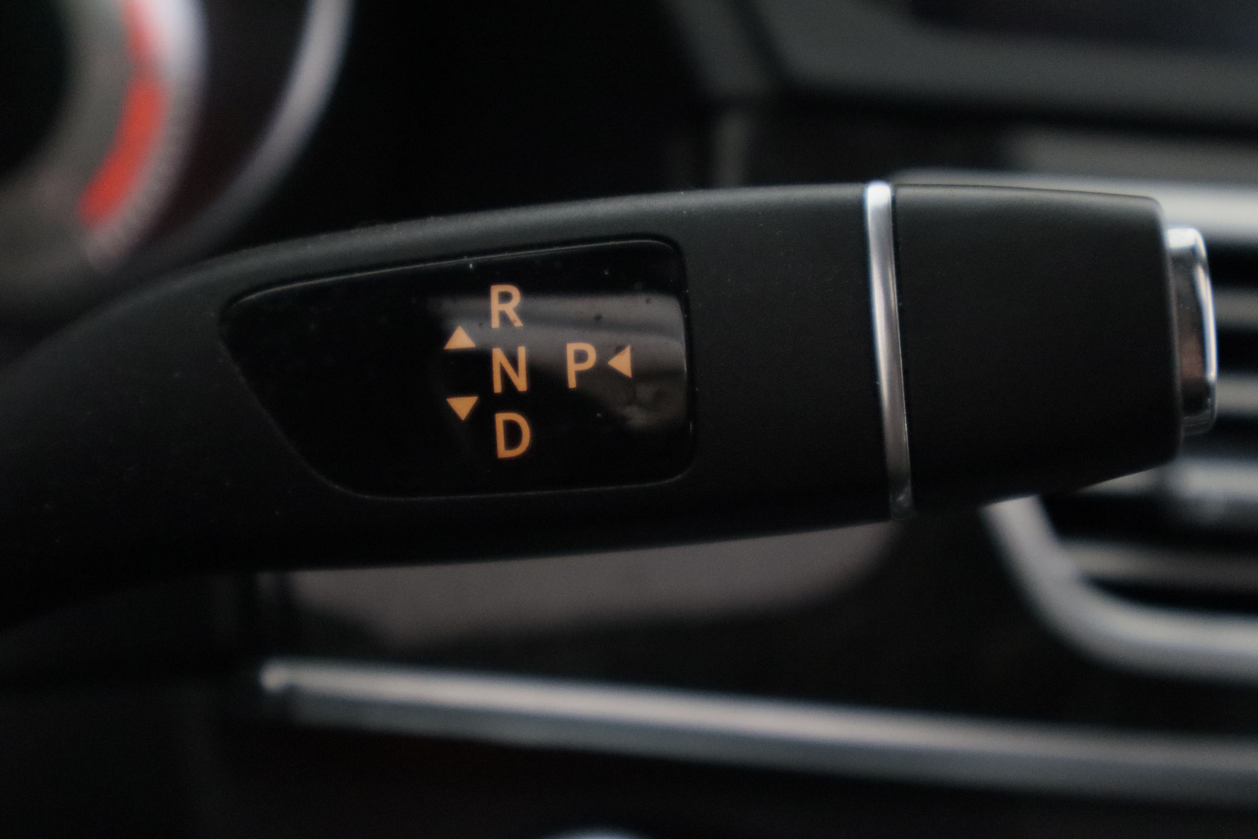 Mercedes-benz E 350 CLASE E 350 CDI AVANTGARDE 258CV AUTO 4P # TECHO PANORAMICO ELE,CUERO,NAVY foto 24