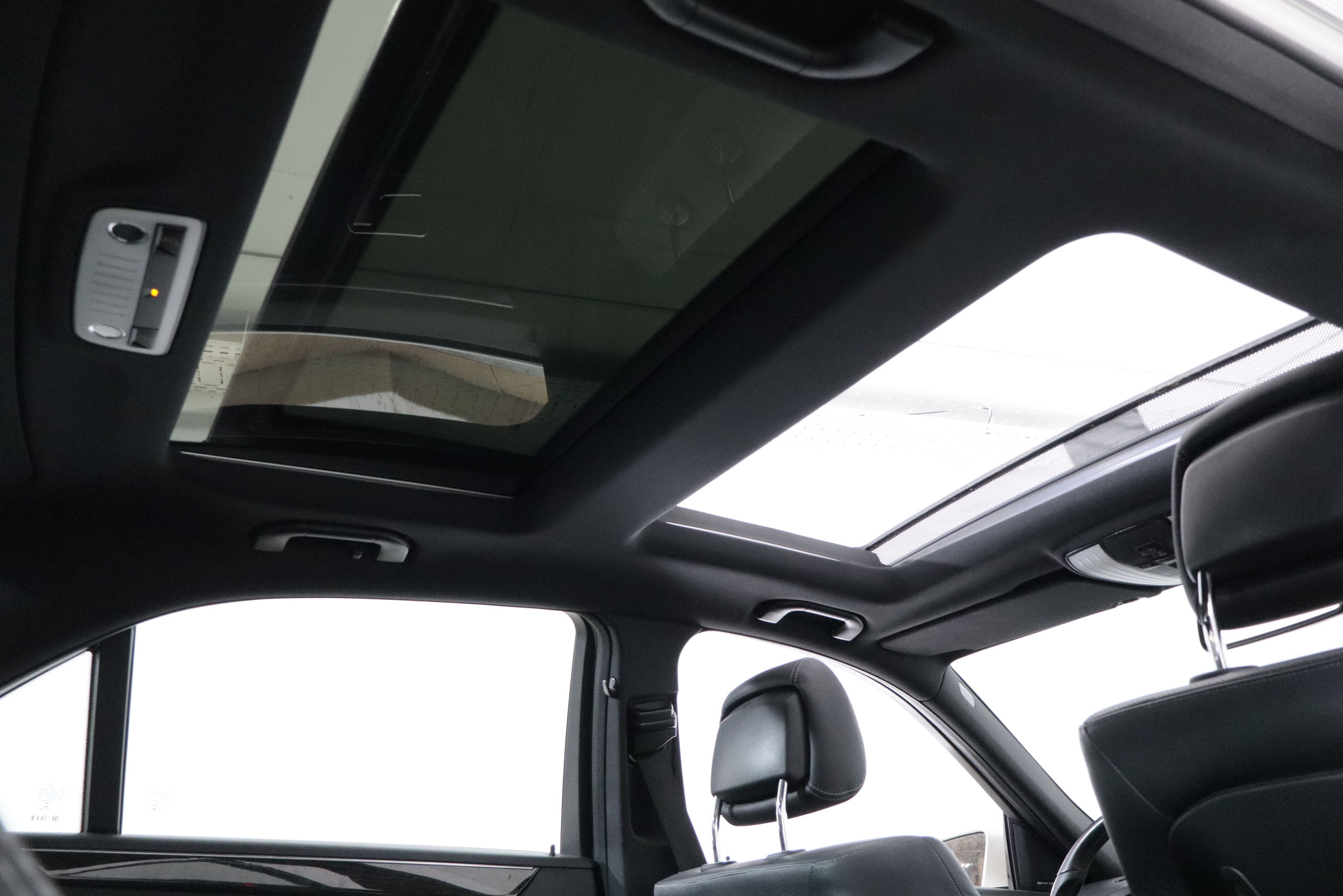 Mercedes-benz E 350 CLASE E 350 CDI AVANTGARDE 258CV AUTO 4P # TECHO PANORAMICO ELE,CUERO,NAVY foto 14