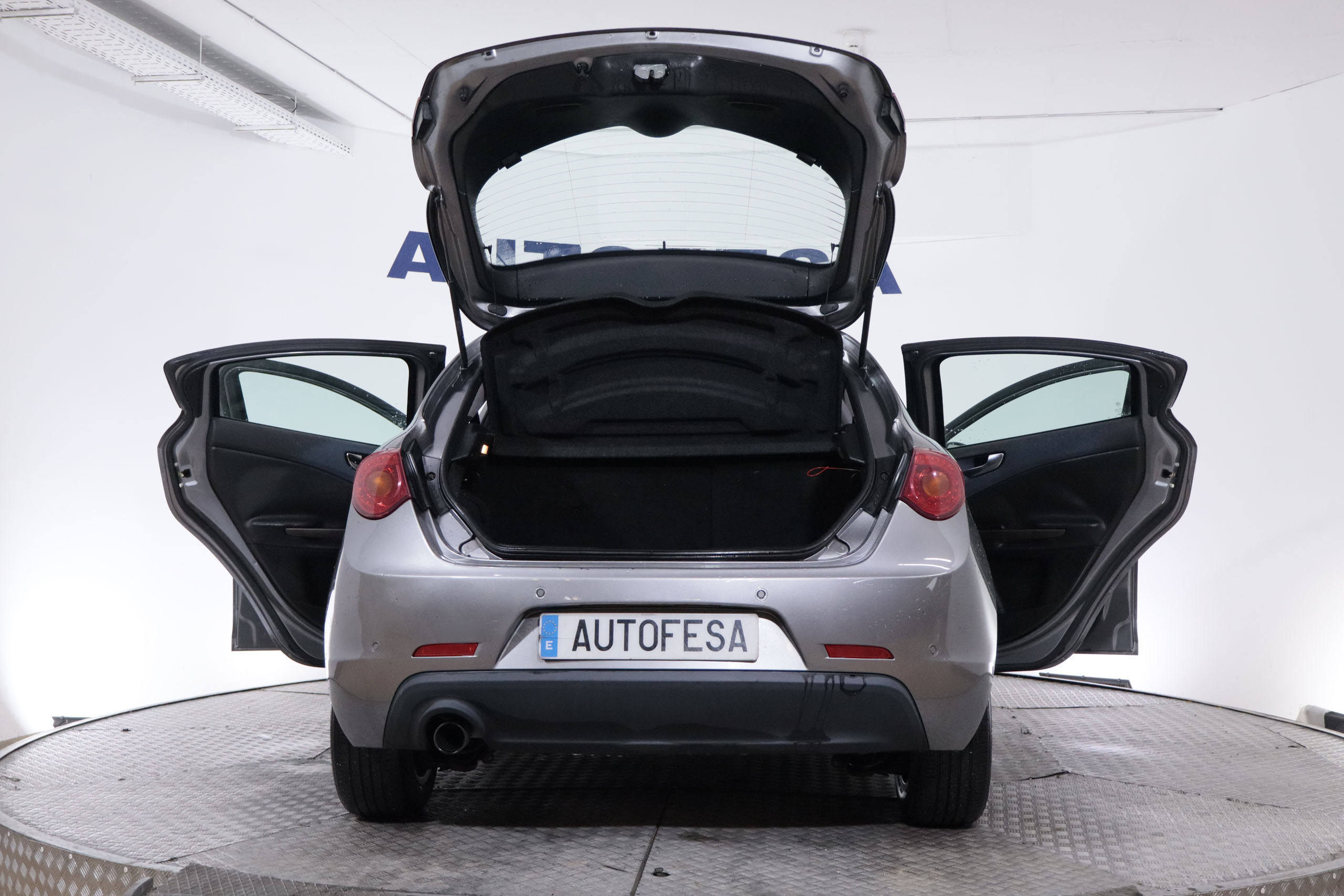 Alfa Romeo Giulietta GIULLIETA 1.6 JTD 105CV 5P # PARKTRONIC foto 6