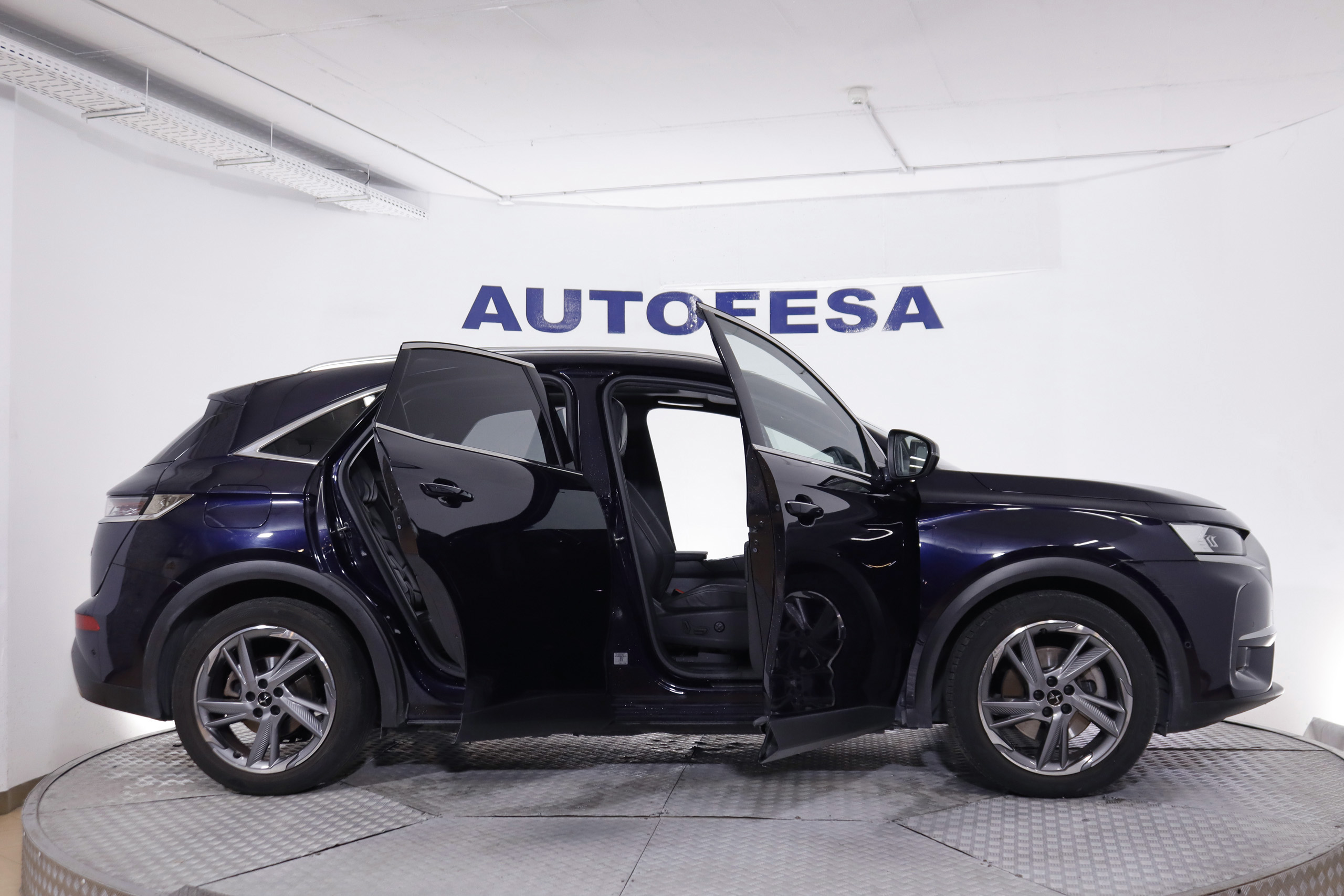 DS DS 7 Crossback 1.6 E-TENSE SO CHIC 4WD AUTO 300CV 5P # IVA DEDUCIBLE,CUERO,NAVY foto 13