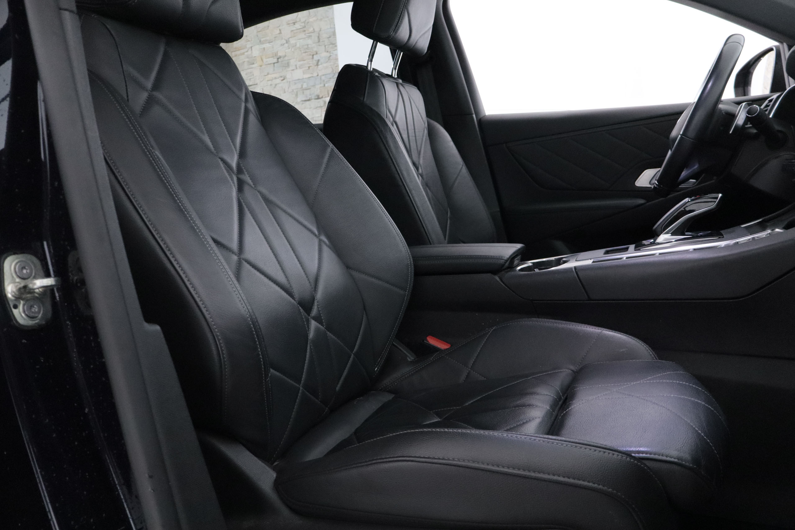 DS DS 7 Crossback 1.6 E-TENSE SO CHIC 4WD AUTO 300CV 5P # IVA DEDUCIBLE,CUERO,NAVY foto 30