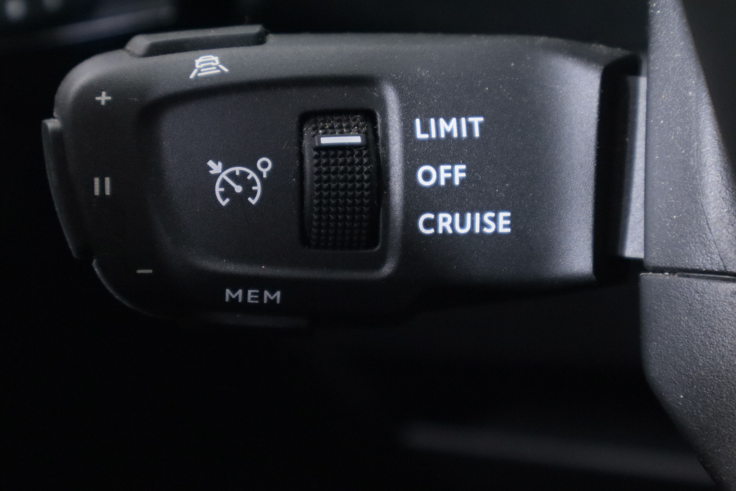 DS DS 7 Crossback 1.6 E-TENSE SO CHIC 4WD AUTO 300CV 5P # IVA DEDUCIBLE,CUERO,NAVY foto 27