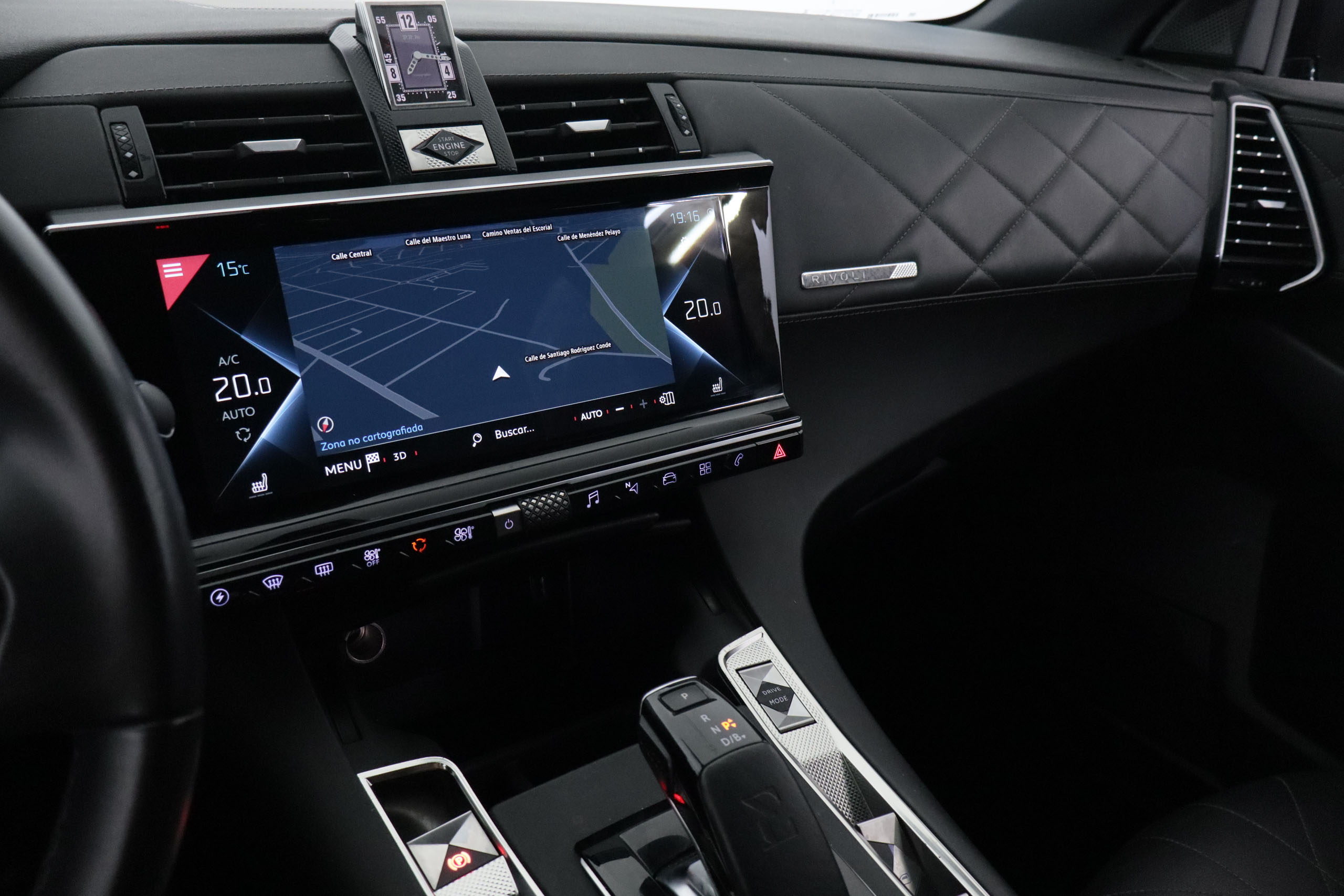 DS DS 7 Crossback 1.6 E-TENSE SO CHIC 4WD AUTO 300CV 5P # IVA DEDUCIBLE,CUERO,NAVY foto 18