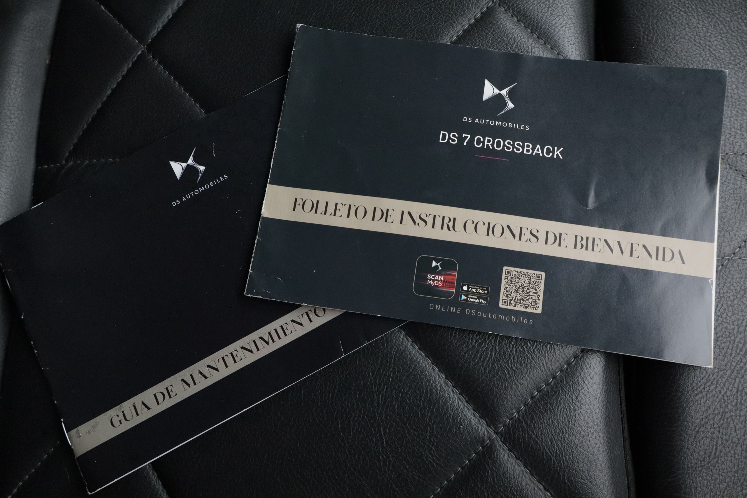 DS DS 7 Crossback 1.6 E-TENSE SO CHIC 4WD AUTO 300CV 5P # IVA DEDUCIBLE,CUERO,NAVY foto 32