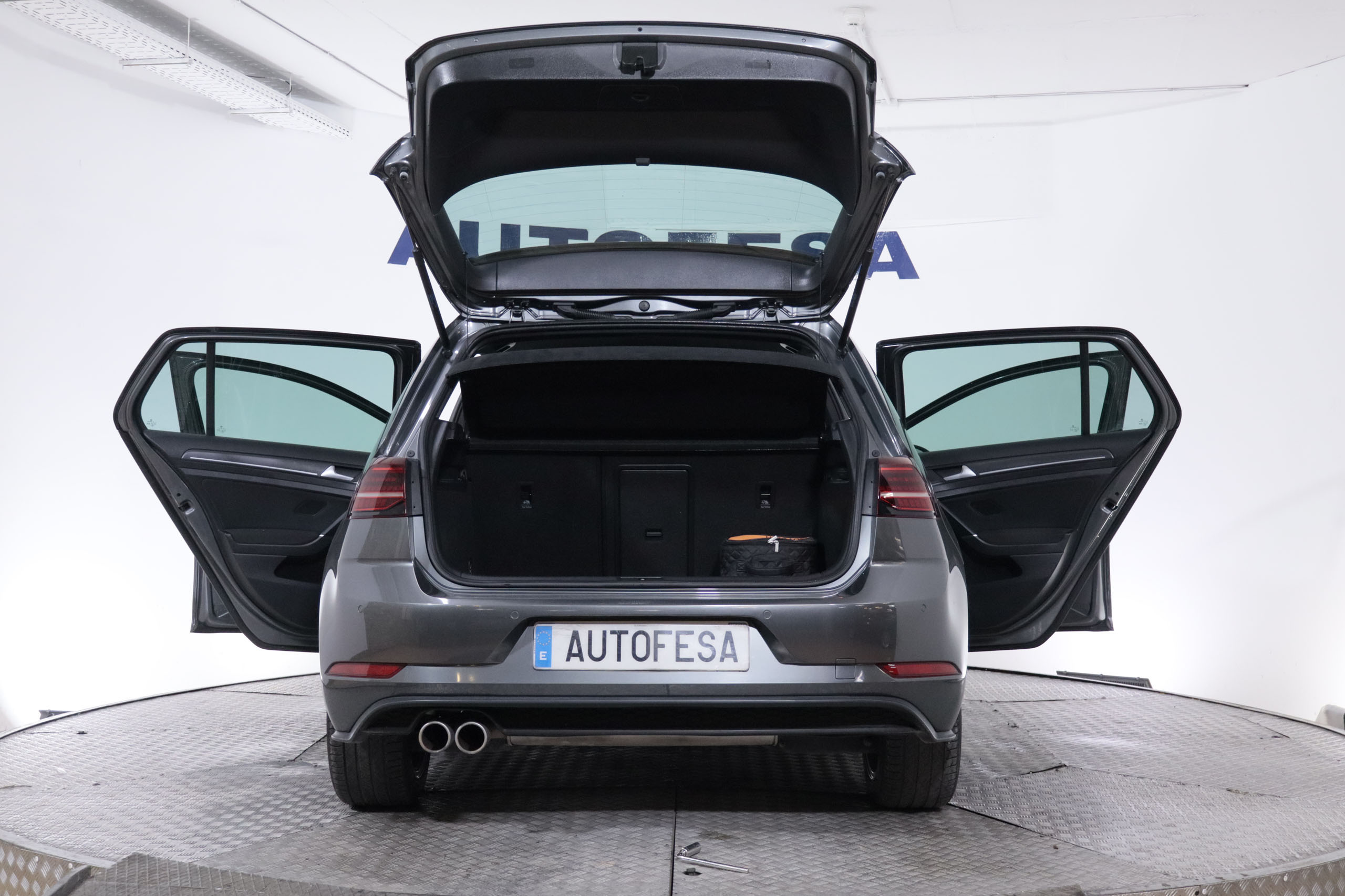 Volkswagen GOLF 1.4 TSI GTE AUTO 204CV 5P # NAVY,FAROS LED,CAMARA TRASERA 1.4 TSI GTE AUTO 204CV 5P # NAVY,FAROS LED,CAMARA TRASERA foto 11