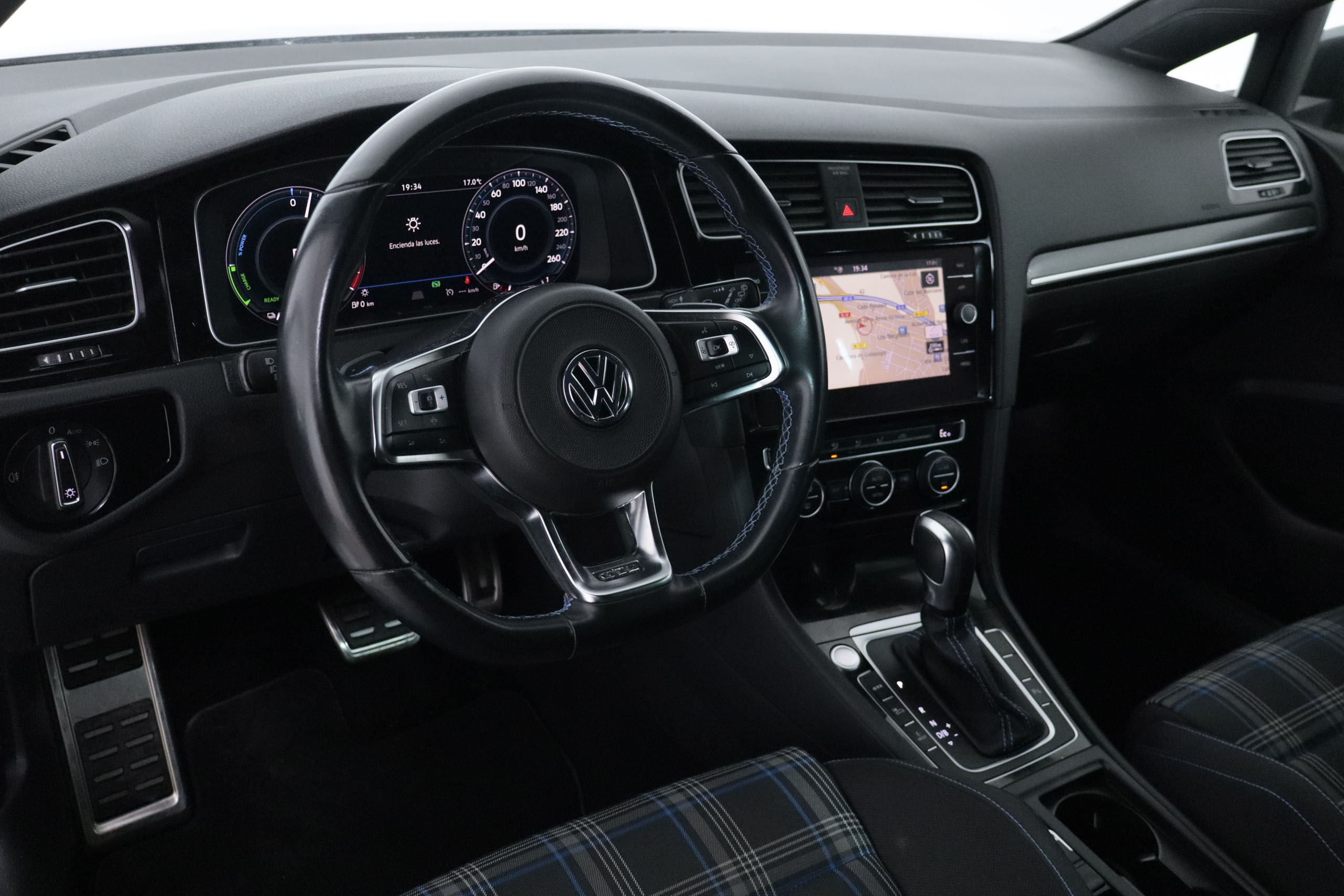 Volkswagen GOLF 1.4 TSI GTE AUTO 204CV 5P # NAVY,FAROS LED,CAMARA TRASERA 1.4 TSI GTE AUTO 204CV 5P # NAVY,FAROS LED,CAMARA TRASERA foto 14