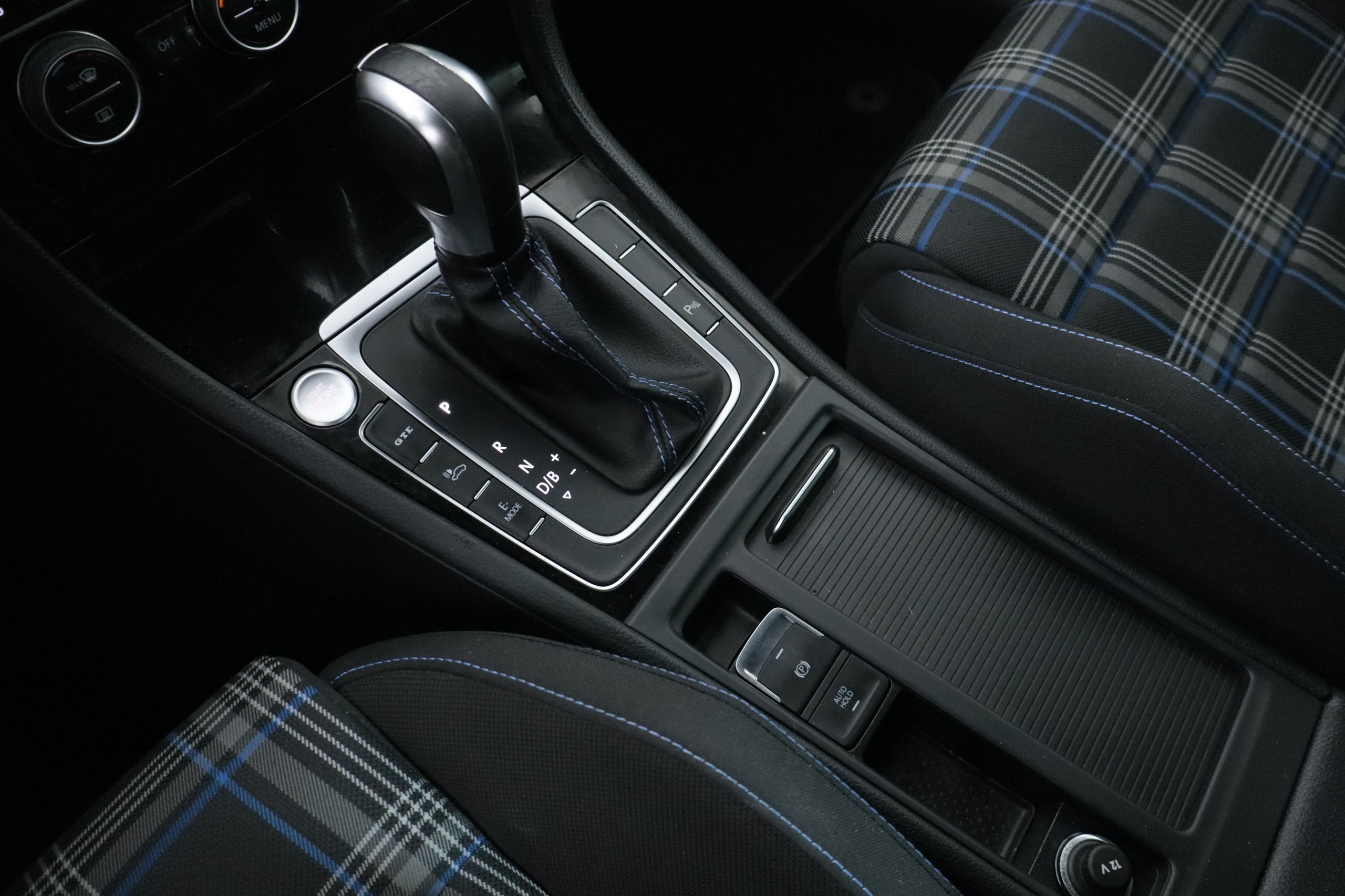 Volkswagen GOLF 1.4 TSI GTE AUTO 204CV 5P # NAVY,FAROS LED,CAMARA TRASERA 1.4 TSI GTE AUTO 204CV 5P # NAVY,FAROS LED,CAMARA TRASERA foto 20