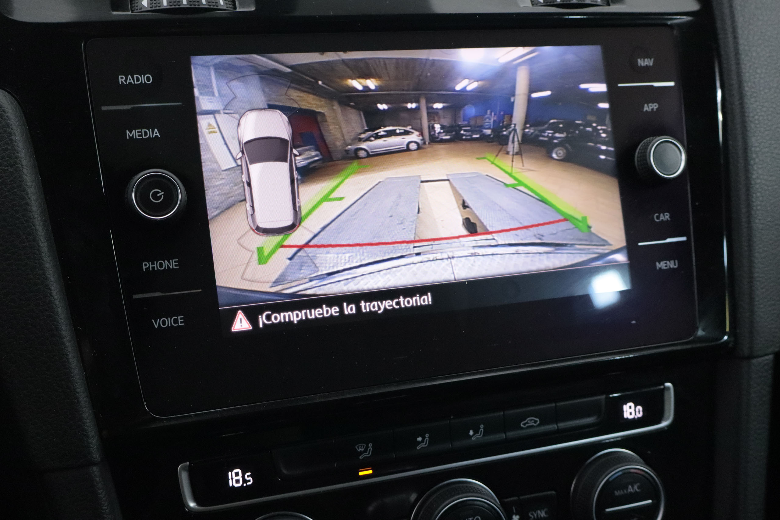 Volkswagen GOLF 1.4 TSI GTE AUTO 204CV 5P # NAVY,FAROS LED,CAMARA TRASERA 1.4 TSI GTE AUTO 204CV 5P # NAVY,FAROS LED,CAMARA TRASERA foto 23