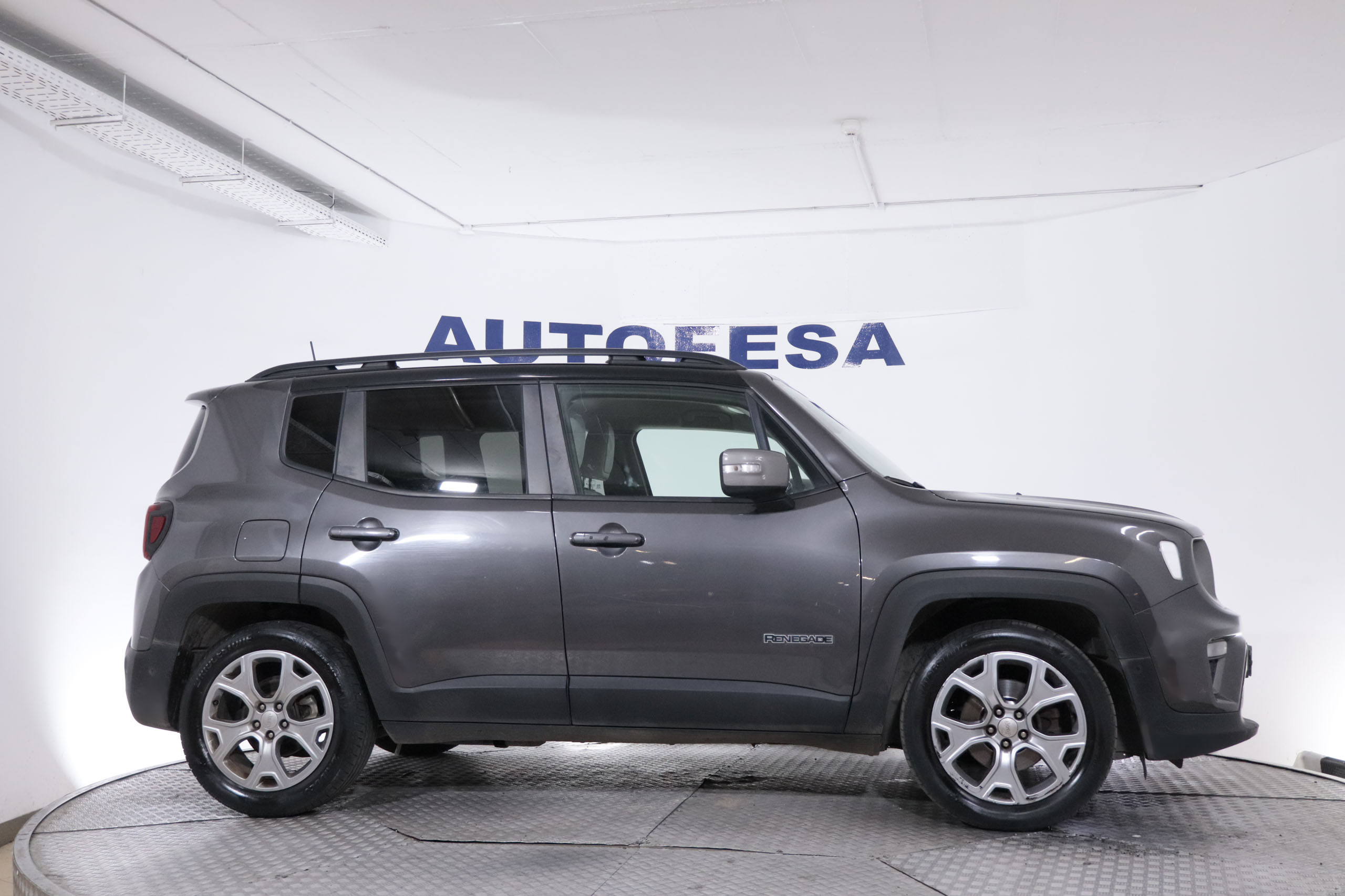 Jeep Renegade 1.6 MJET LIMITED 4X2 DDCT AUTO 120CV 5P # IVA DEDUCIBLE,CUERO,PARKTORNIC foto 11