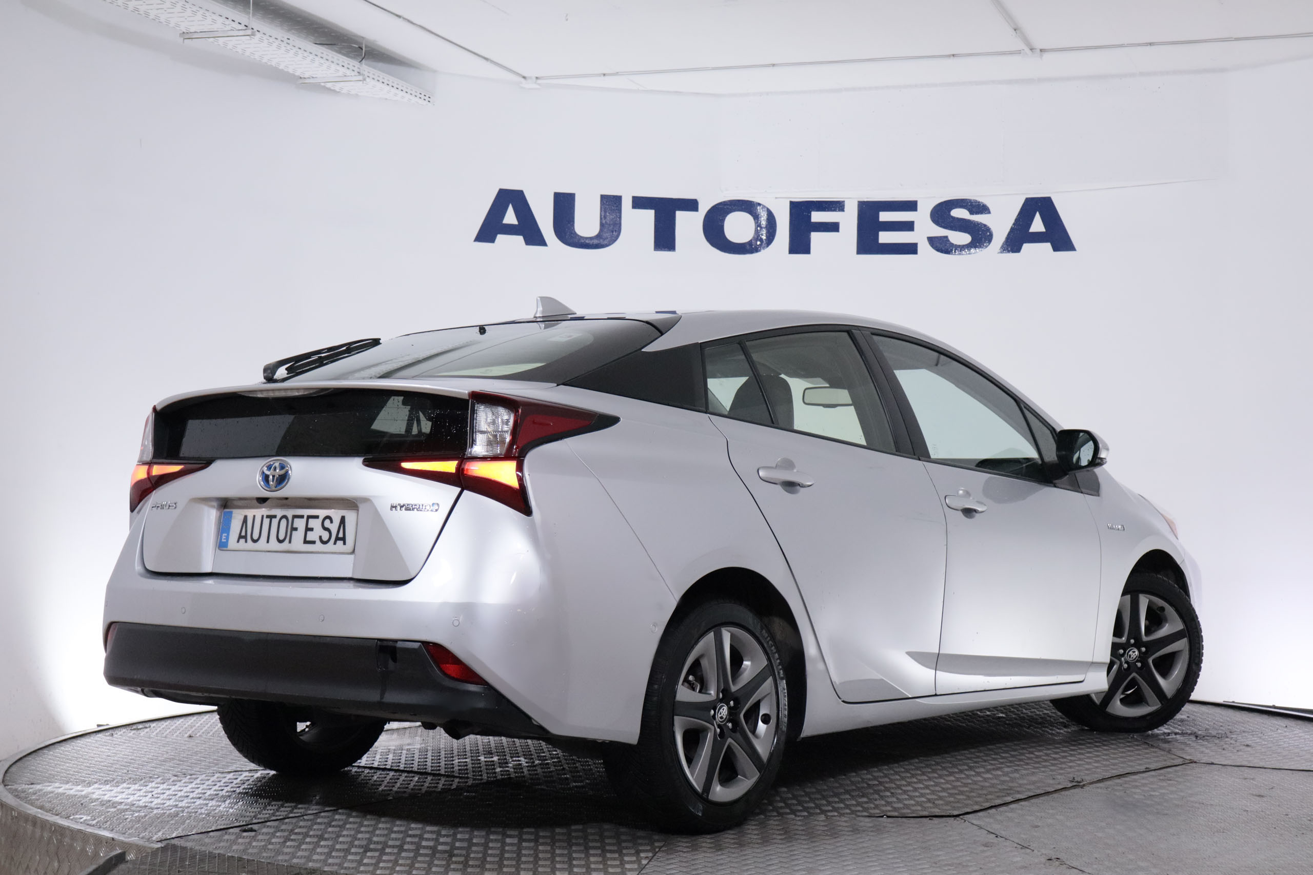 Toyota Prius 1.8 HYBRID DYNAMIC PACK AUTO 136CV 5P # CUERO,NAVY,CAMARA 360 foto 9
