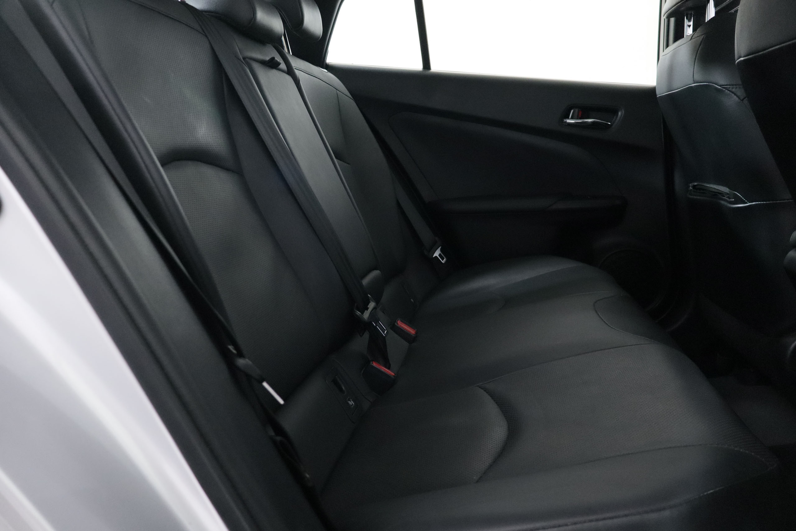 Toyota Prius 1.8 HYBRID DYNAMIC PACK AUTO 136CV 5P # CUERO,NAVY,CAMARA 360 foto 25