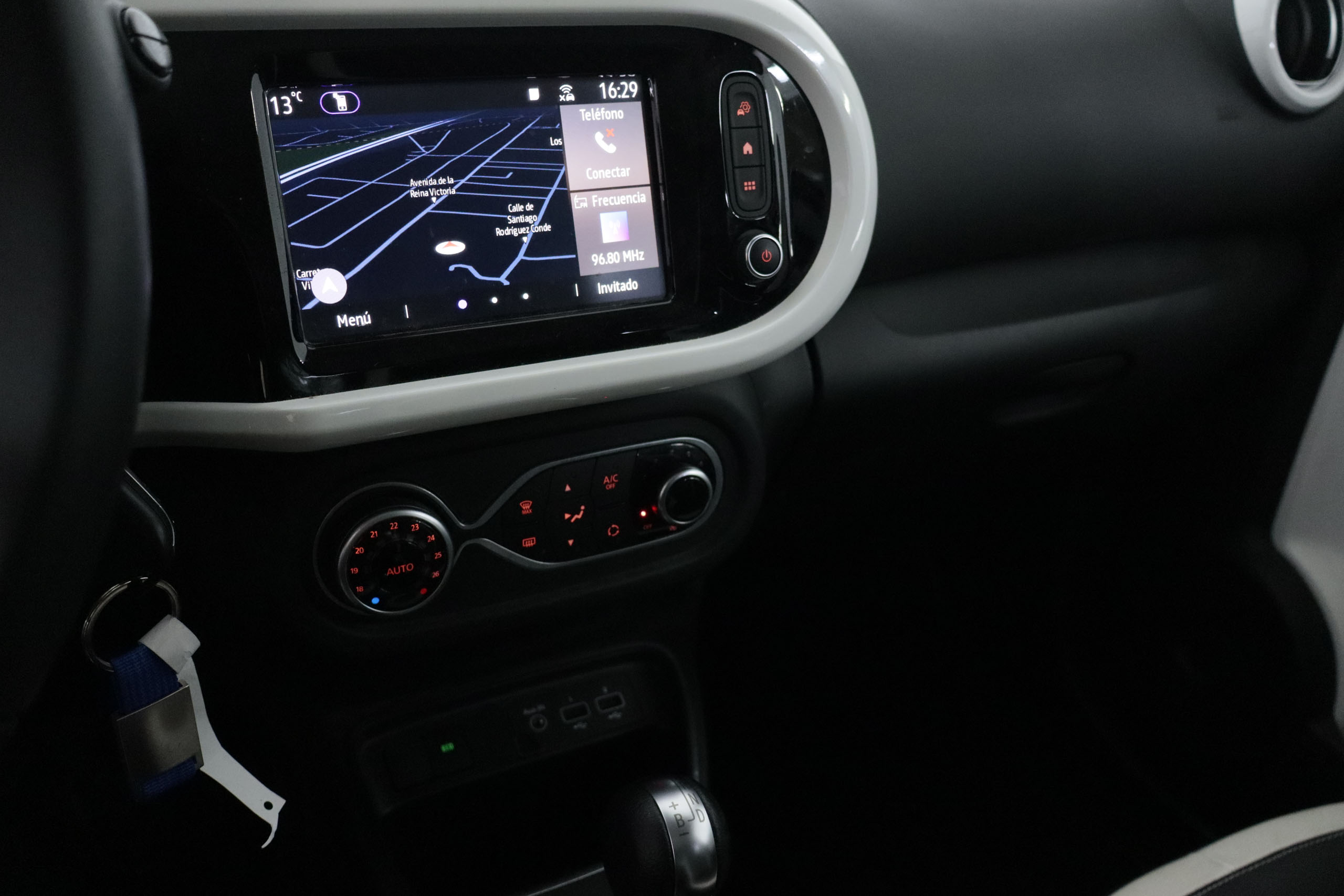 Renault Twingo E-TECH TECHNO 81CV AUTO 5P # IVA DEDUCIBLE,NAVY foto 17