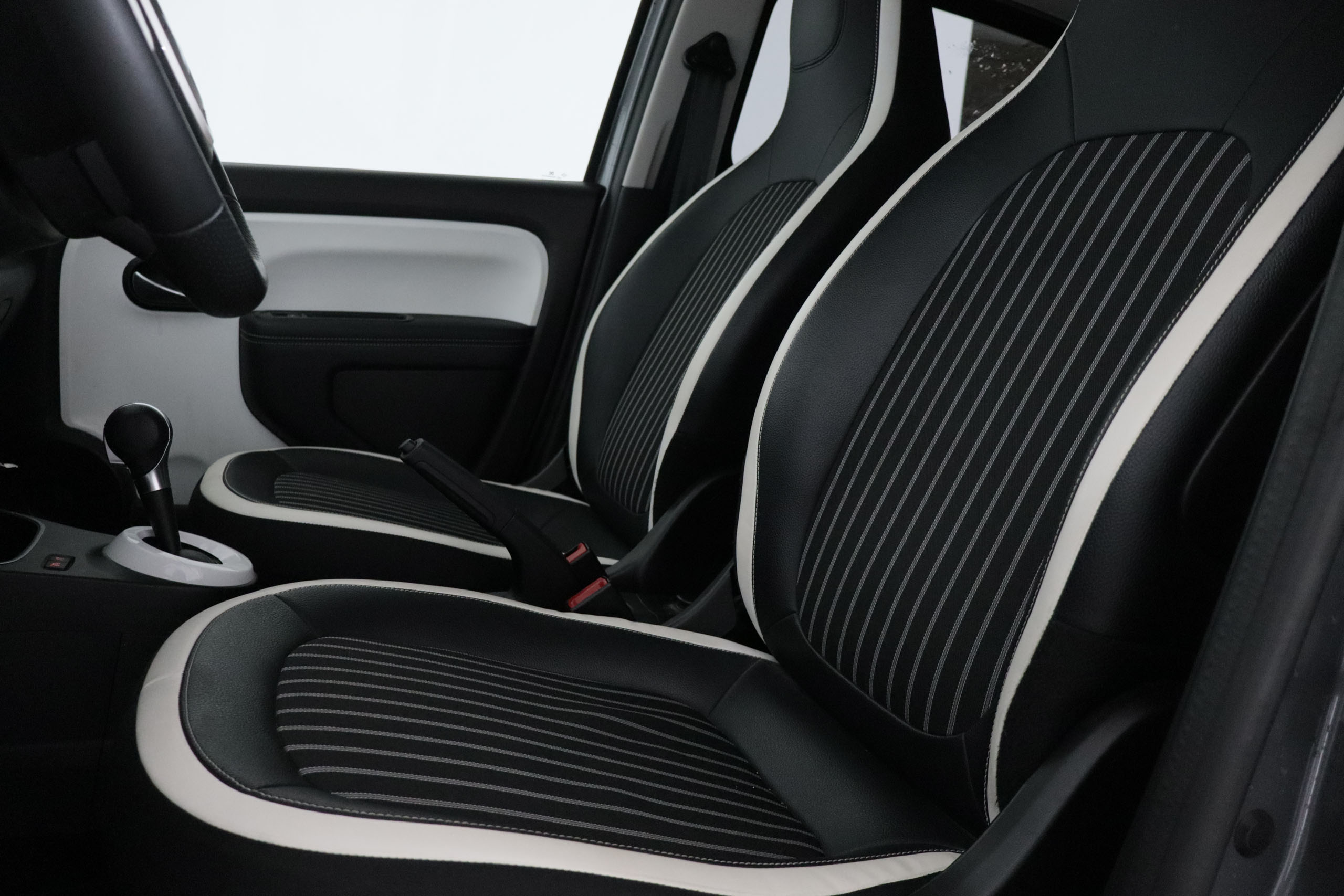 Renault Twingo E-TECH TECHNO 81CV AUTO 5P # IVA DEDUCIBLE,NAVY foto 22