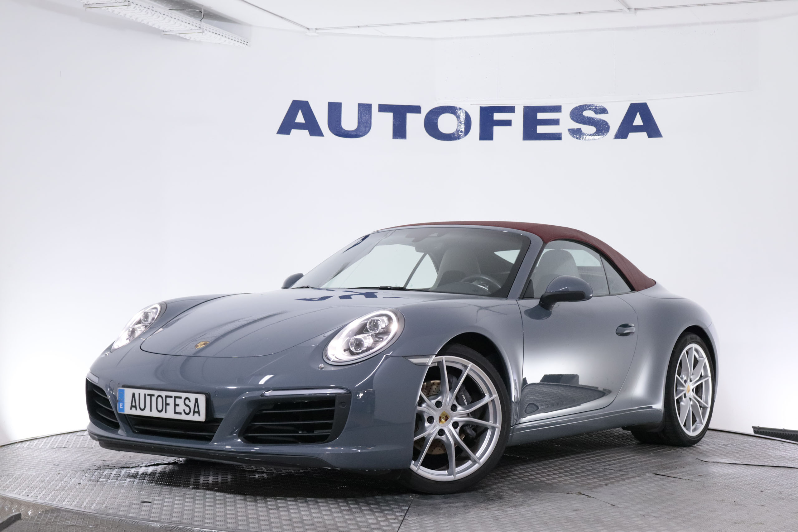 Porsche 911 CARRERA 911 CABRIO PDK AUTO 370CV 2P #CAPOTA ROJA,NAVY,LIBRO REVISION foto 2