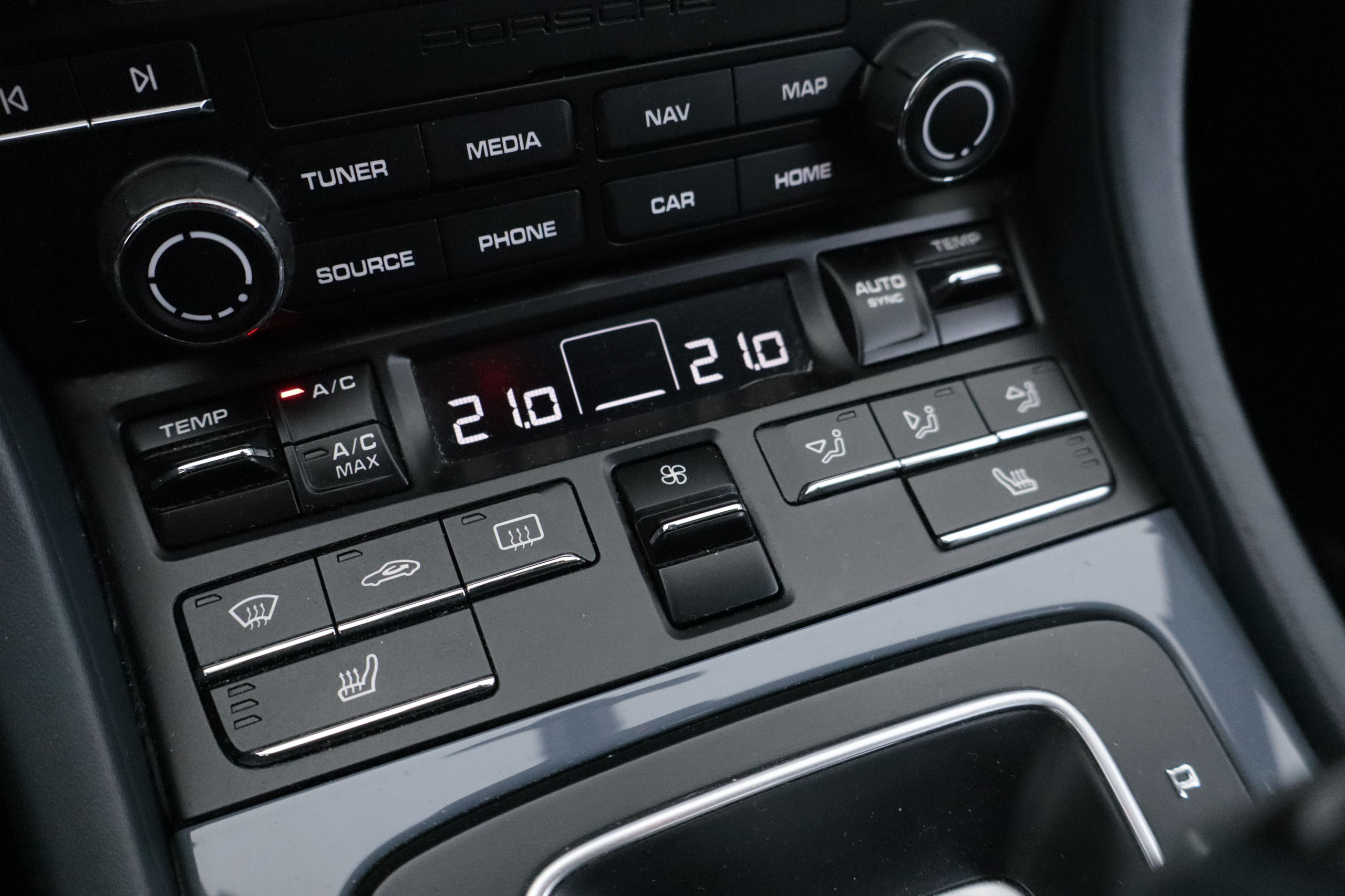 Porsche 911 CARRERA 911 CABRIO PDK AUTO 370CV 2P #CAPOTA ROJA,NAVY,LIBRO REVISION foto 27