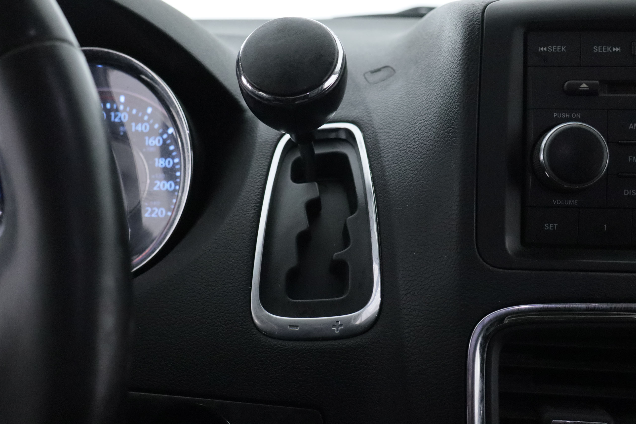 Lancia Voyager 2.8 CRD GOLD AUTO 163CV 7 PLAZAS 5P # CUERO,PARTKTORNIC foto 19