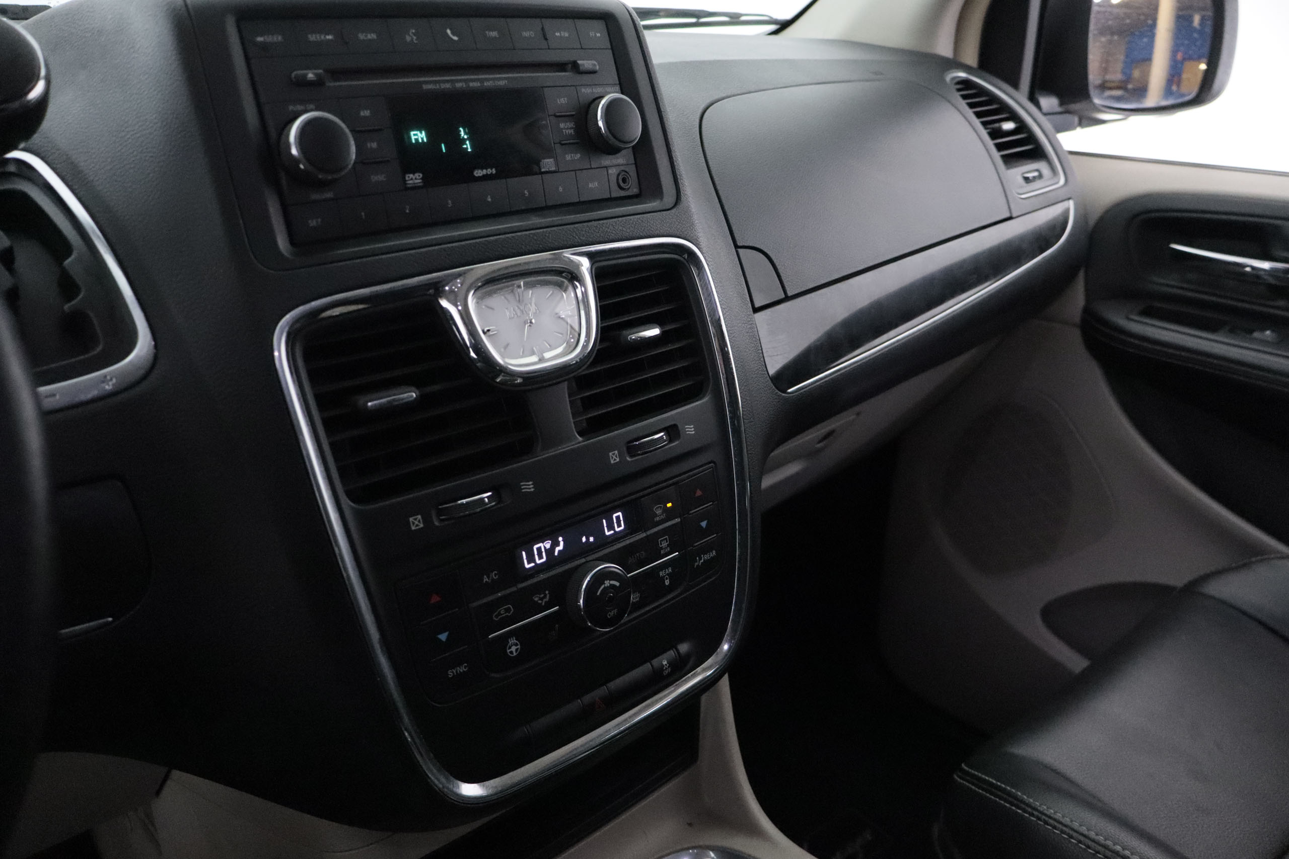 Lancia Voyager 2.8 CRD GOLD AUTO 163CV 7 PLAZAS 5P # CUERO,PARTKTORNIC foto 20