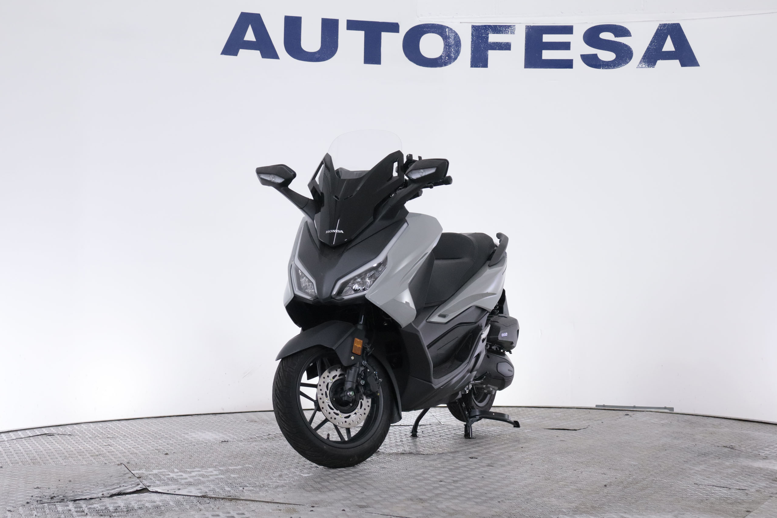 Honda Forza 125 FORZA 125 ABS 14CV A ESTRENAR #  GARANTIA FABRICA 8/2028,FAROS LED foto 1