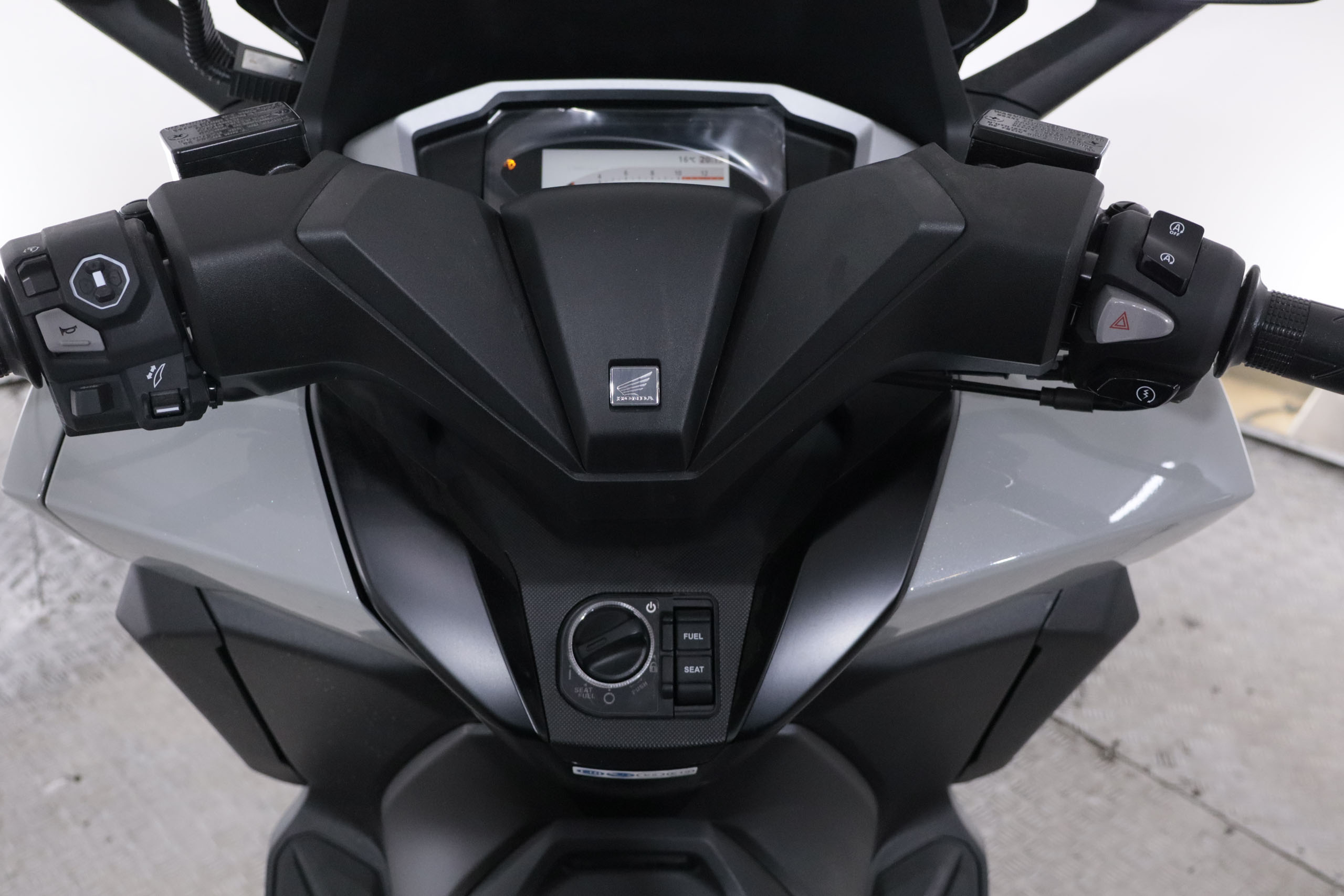 Honda Forza 125 FORZA 125 ABS 14CV A ESTRENAR #  GARANTIA FABRICA 8/2028,FAROS LED foto 15