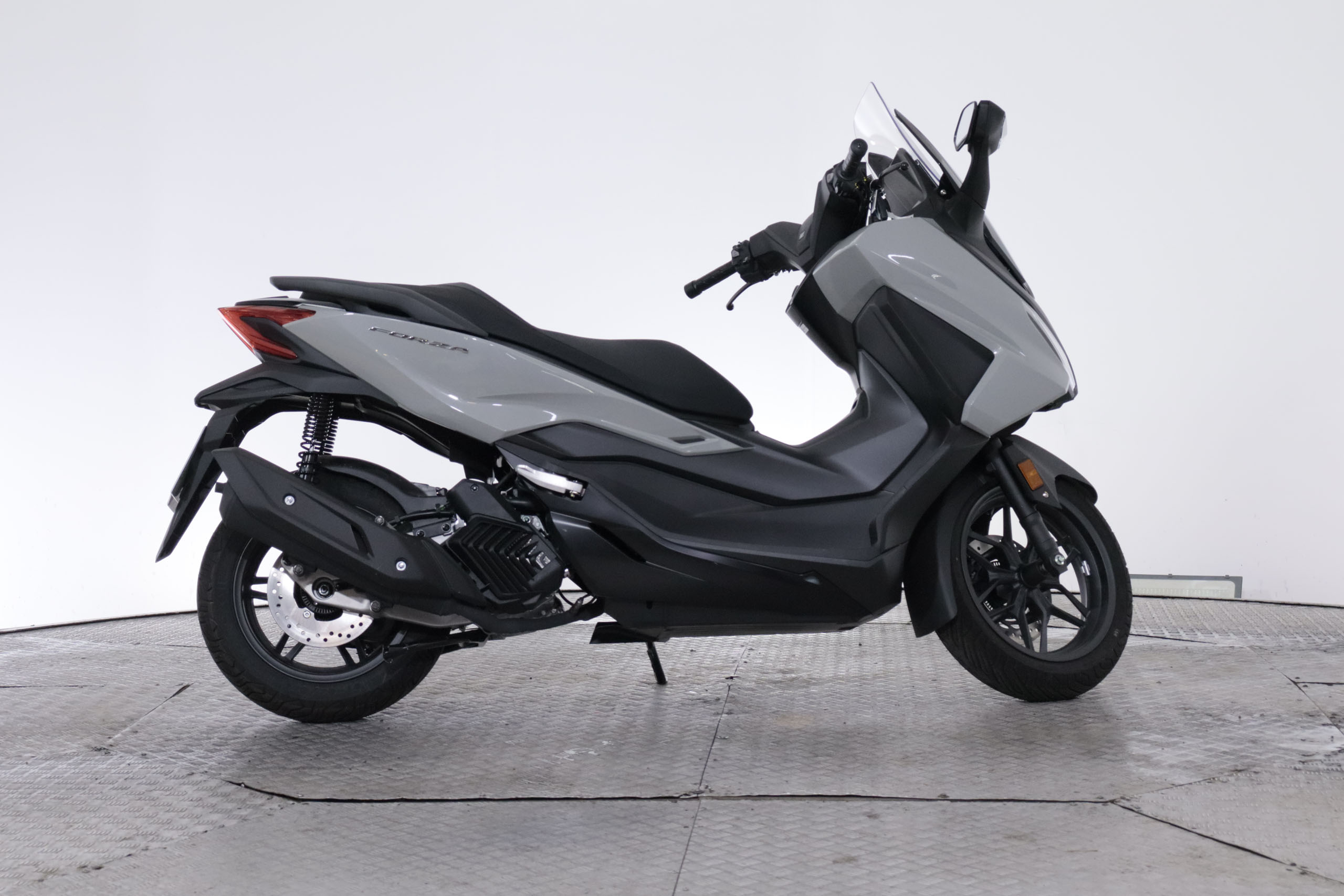 Honda Forza 125 FORZA 125 ABS 14CV A ESTRENAR #  GARANTIA FABRICA 8/2028,FAROS LED foto 20