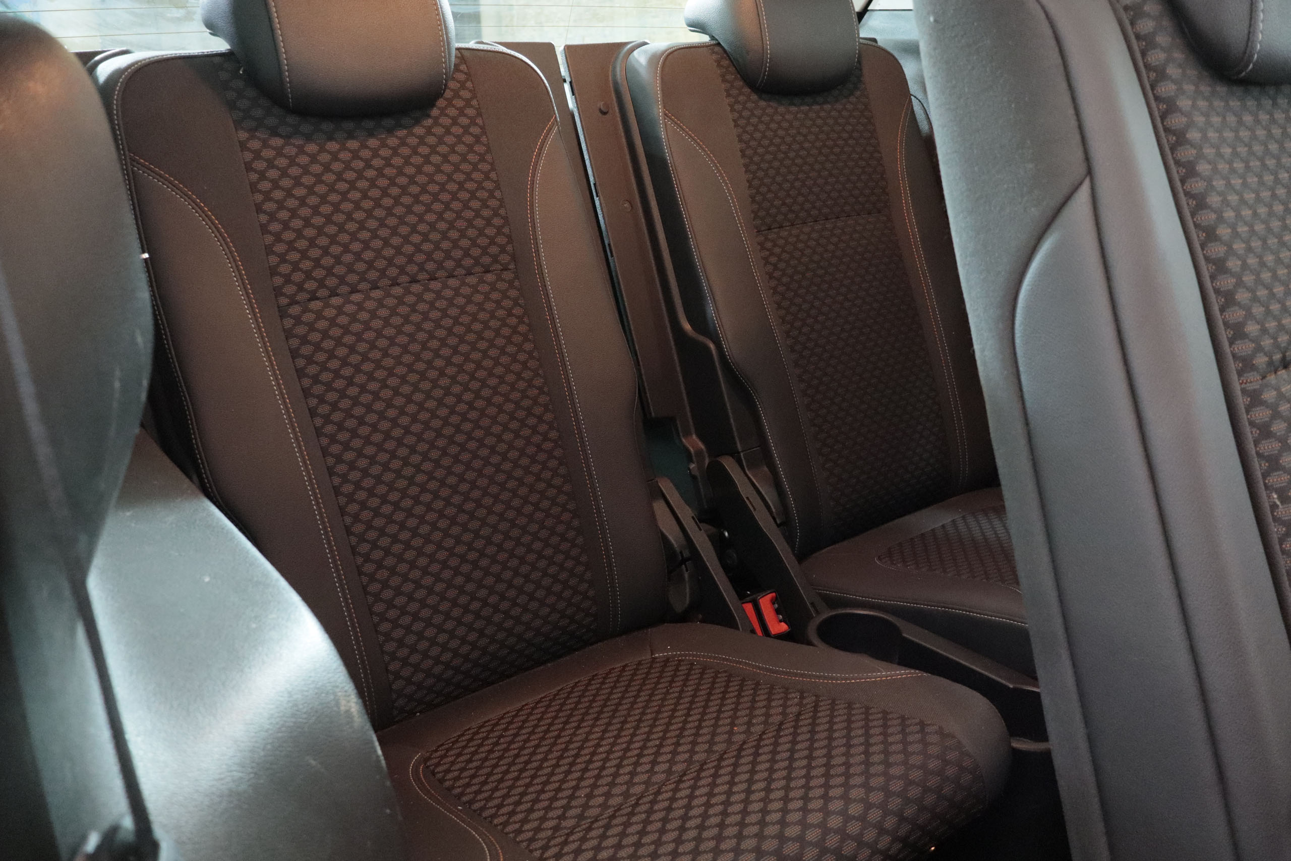 Opel Zafira 1.6 TURBO 200CV EXCELLENCE 7 PLAZAS 5P #TECHO PANORAMICO, NAVY,PARKTRONIC foto 25