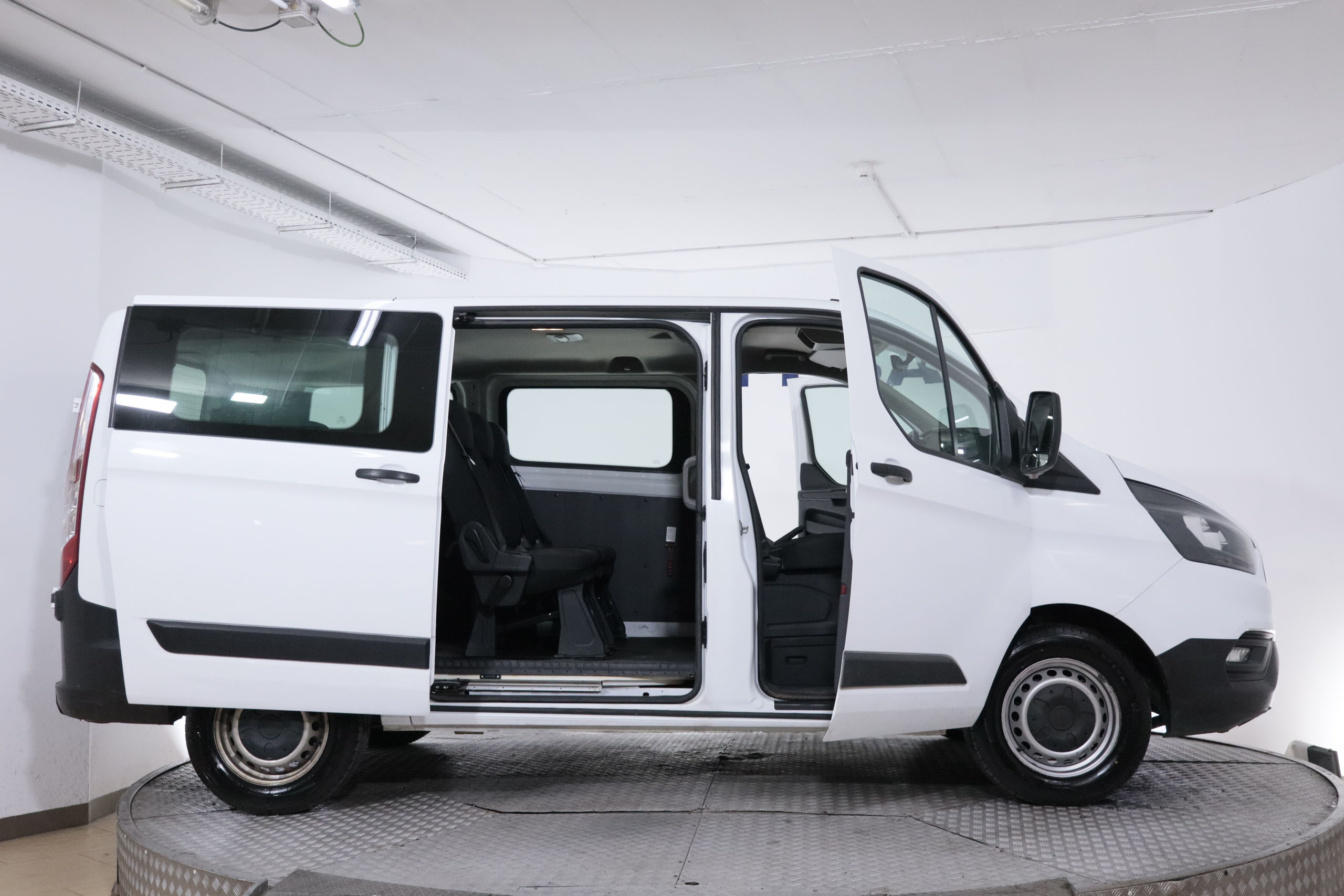 Ford Transit  Custom 2.0 TDCI 9 PLAZAS 4P # IVA DEDUCIBLE,BOLA REMOLQUE foto 13