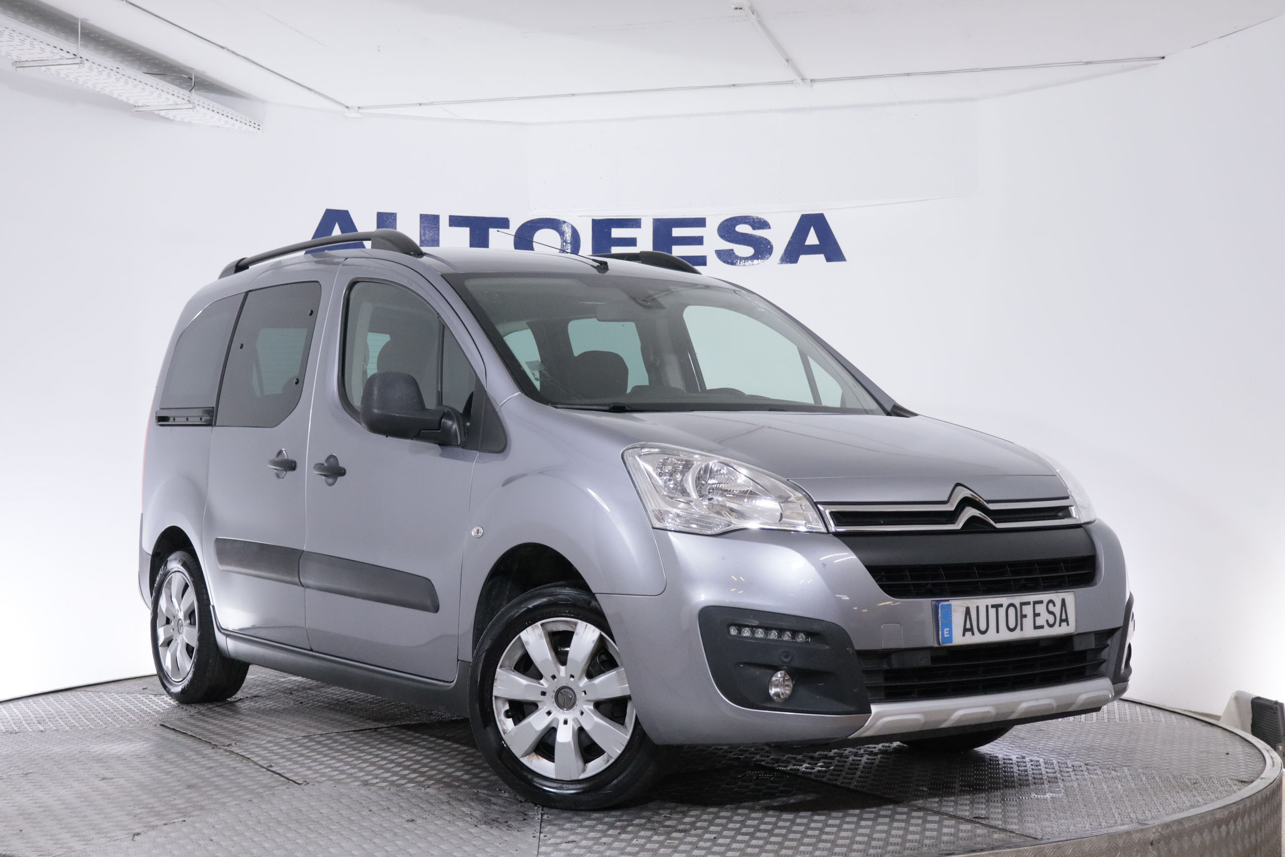 Citroen BERLINGO MULTISPACE 1.2 110CV XTR PLUS 5P # PARKTRONIC,CAMARA TRASERA MULTISPACE 1.2 110CV XTR PLUS 5P # PARKTRONIC,CAMARA TRASERA foto 3