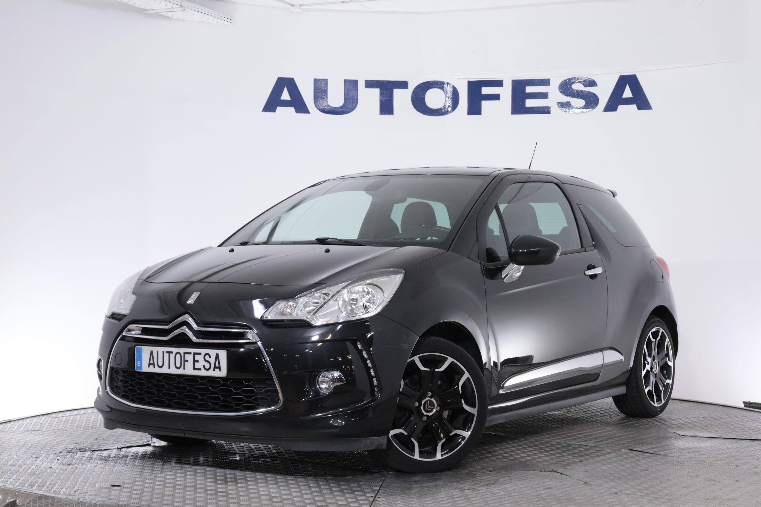 Citroen Ds3 1.6 THP 150CV SPORT CHIC 3P # NAVY,CUERO foto 1