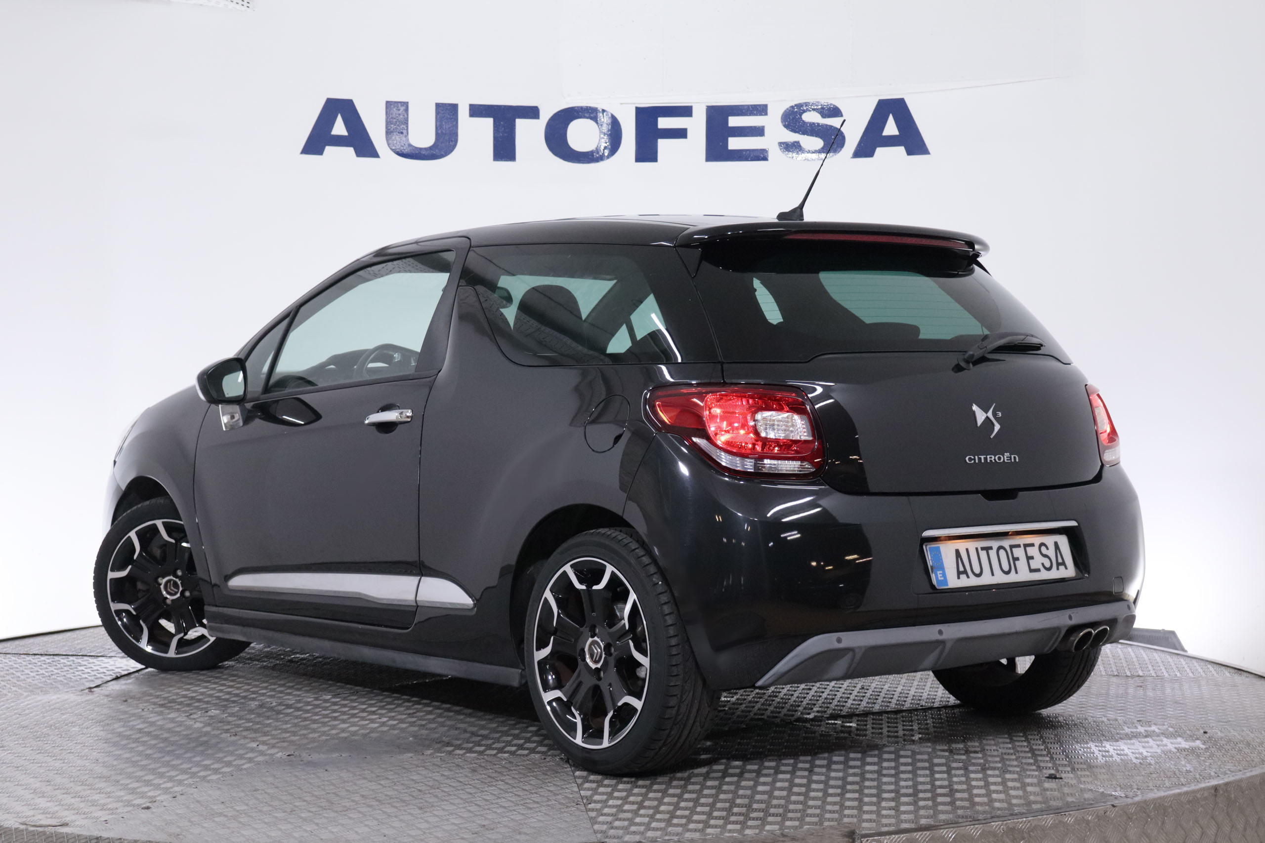 Citroen Ds3 1.6 THP 150CV SPORT CHIC 3P # NAVY,CUERO foto 6