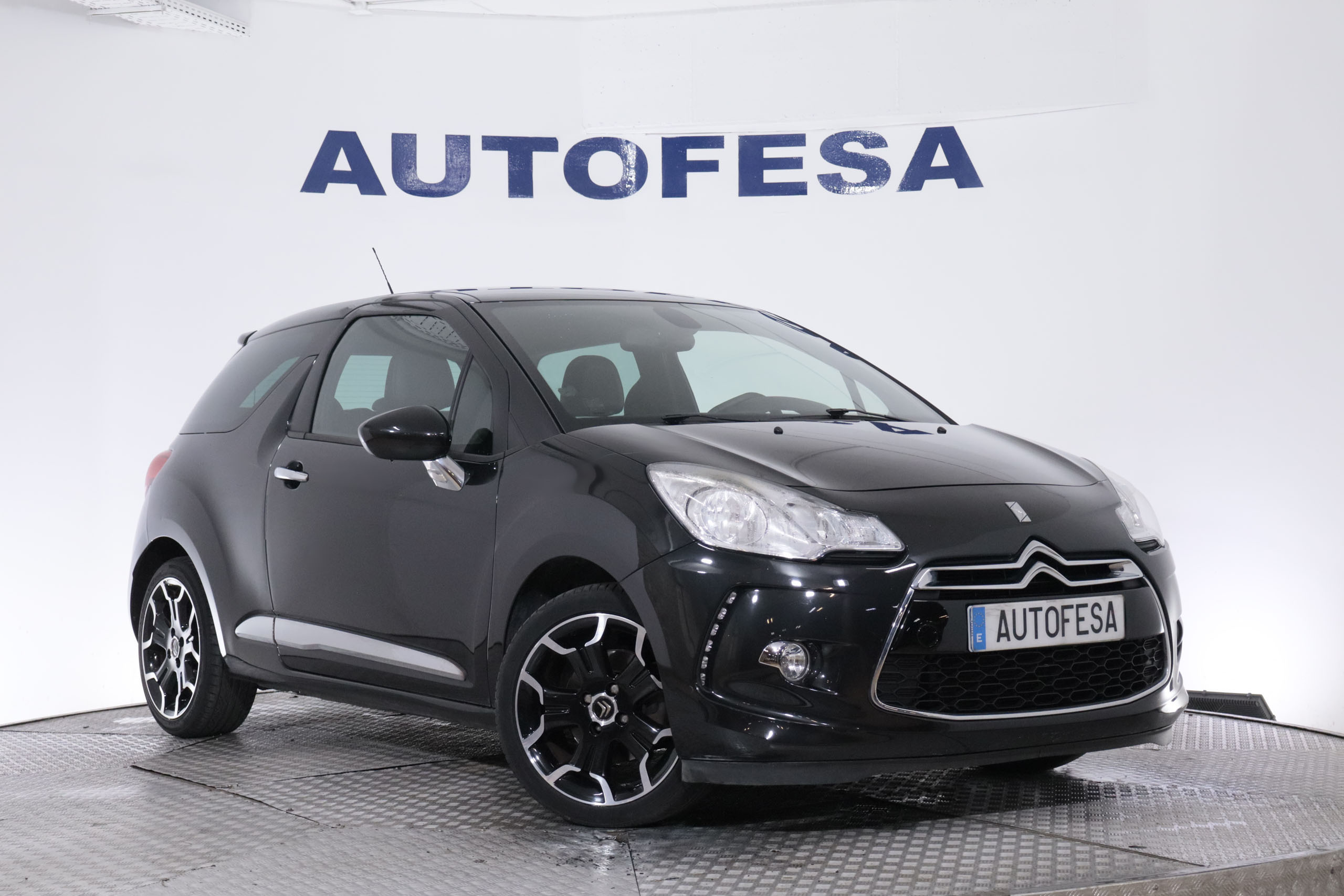 Citroen Ds3 1.6 THP 150CV SPORT CHIC 3P # NAVY,CUERO foto 3