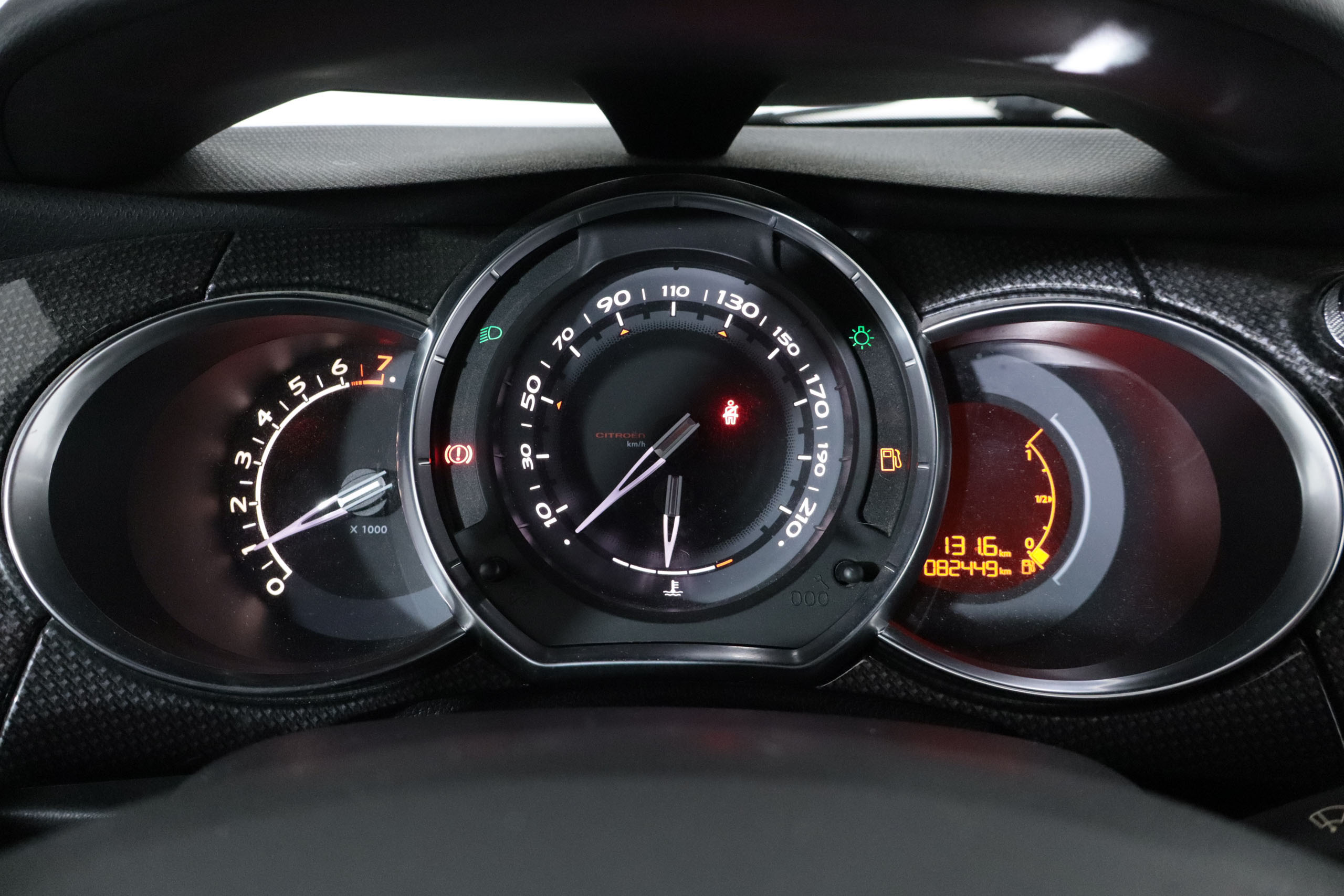 Citroen Ds3 1.6 THP 150CV SPORT CHIC 3P # NAVY,CUERO foto 20