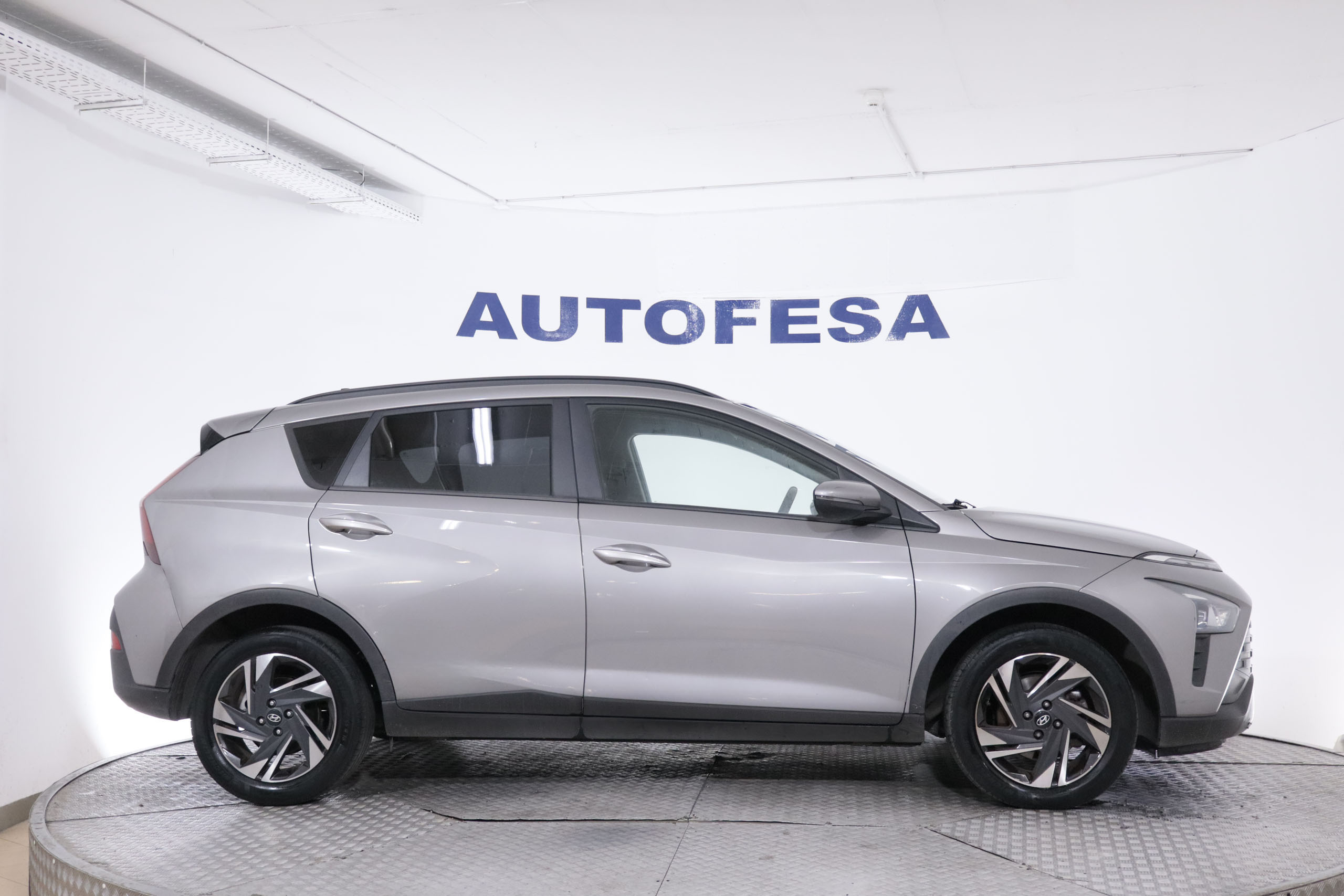 Hyundai BAYON 1.0 TGDI 100CV MAXX 5P # PARKTRONIC,CAMARA TRASERA foto 10