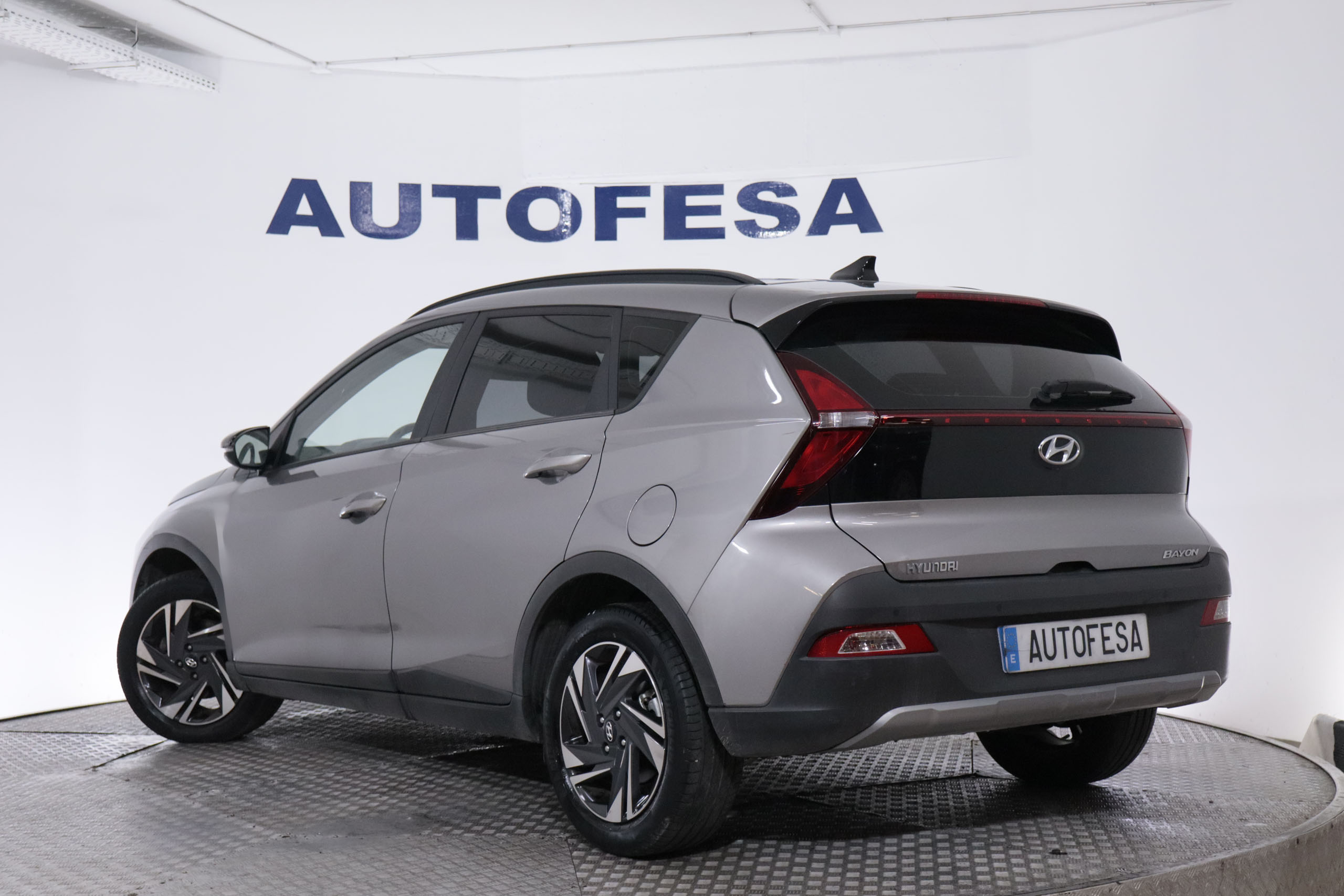 Hyundai BAYON 1.0 TGDI 100CV MAXX 5P # PARKTRONIC,CAMARA TRASERA foto 6