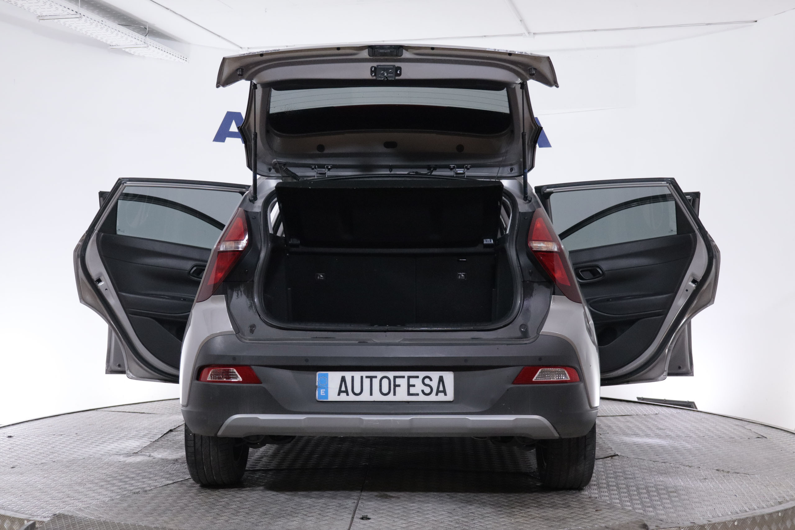 Hyundai BAYON 1.0 TGDI 100CV MAXX 5P # PARKTRONIC,CAMARA TRASERA foto 11