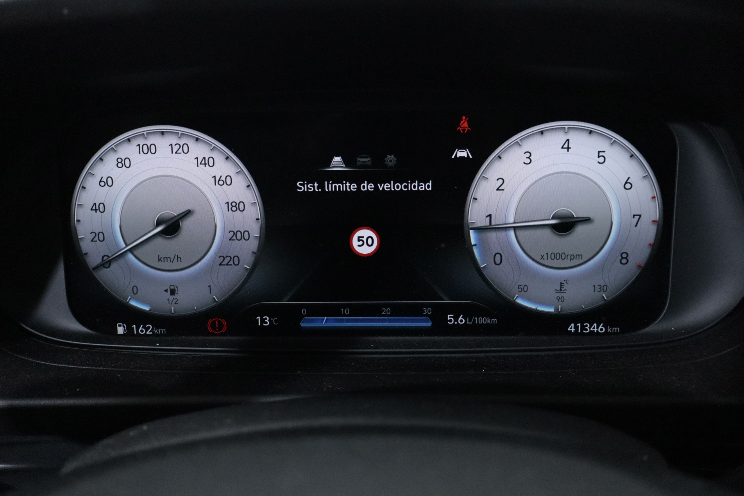 Hyundai BAYON 1.0 TGDI 100CV MAXX 5P # PARKTRONIC,CAMARA TRASERA foto 20