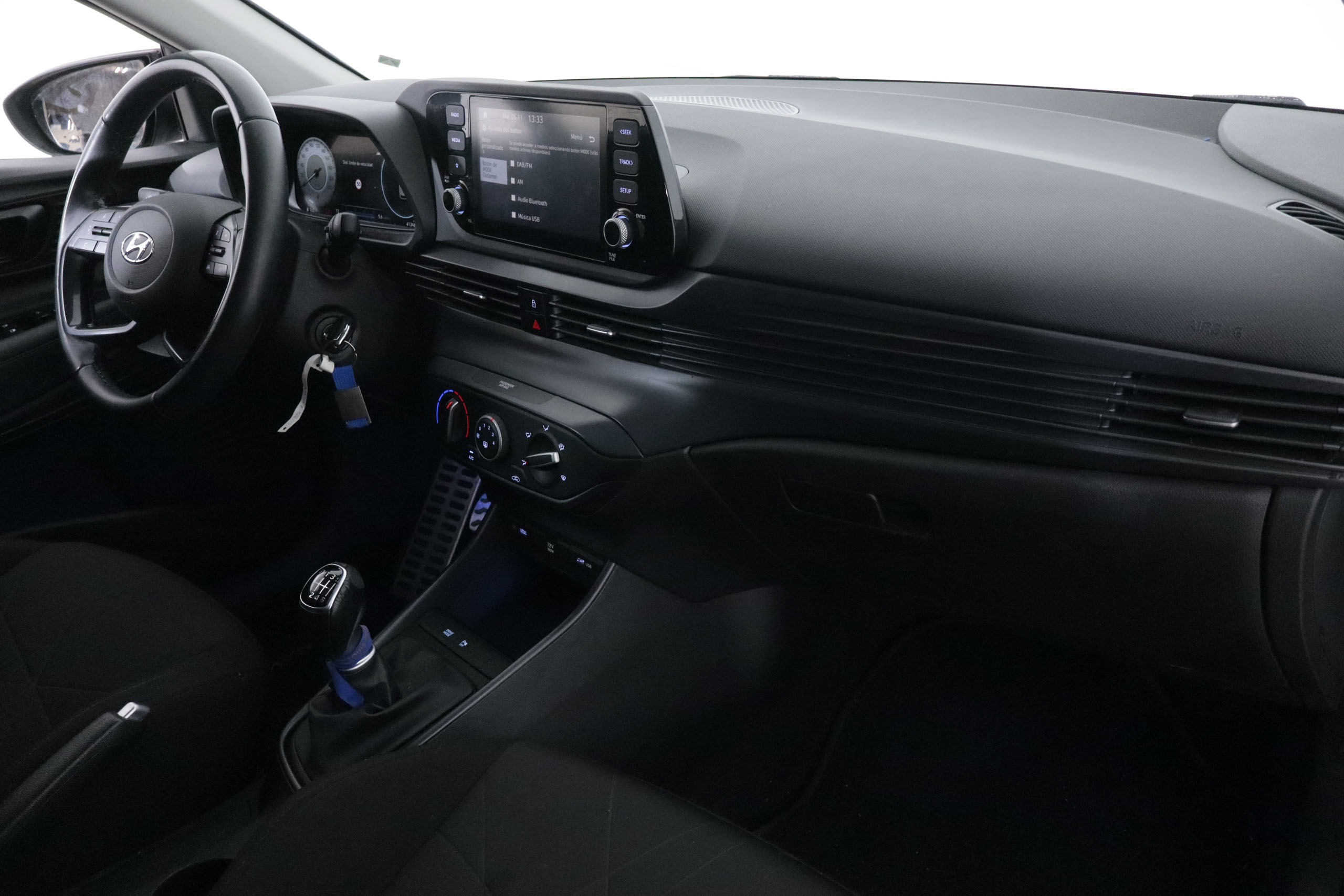 Hyundai BAYON 1.0 TGDI 100CV MAXX 5P # PARKTRONIC,CAMARA TRASERA foto 15