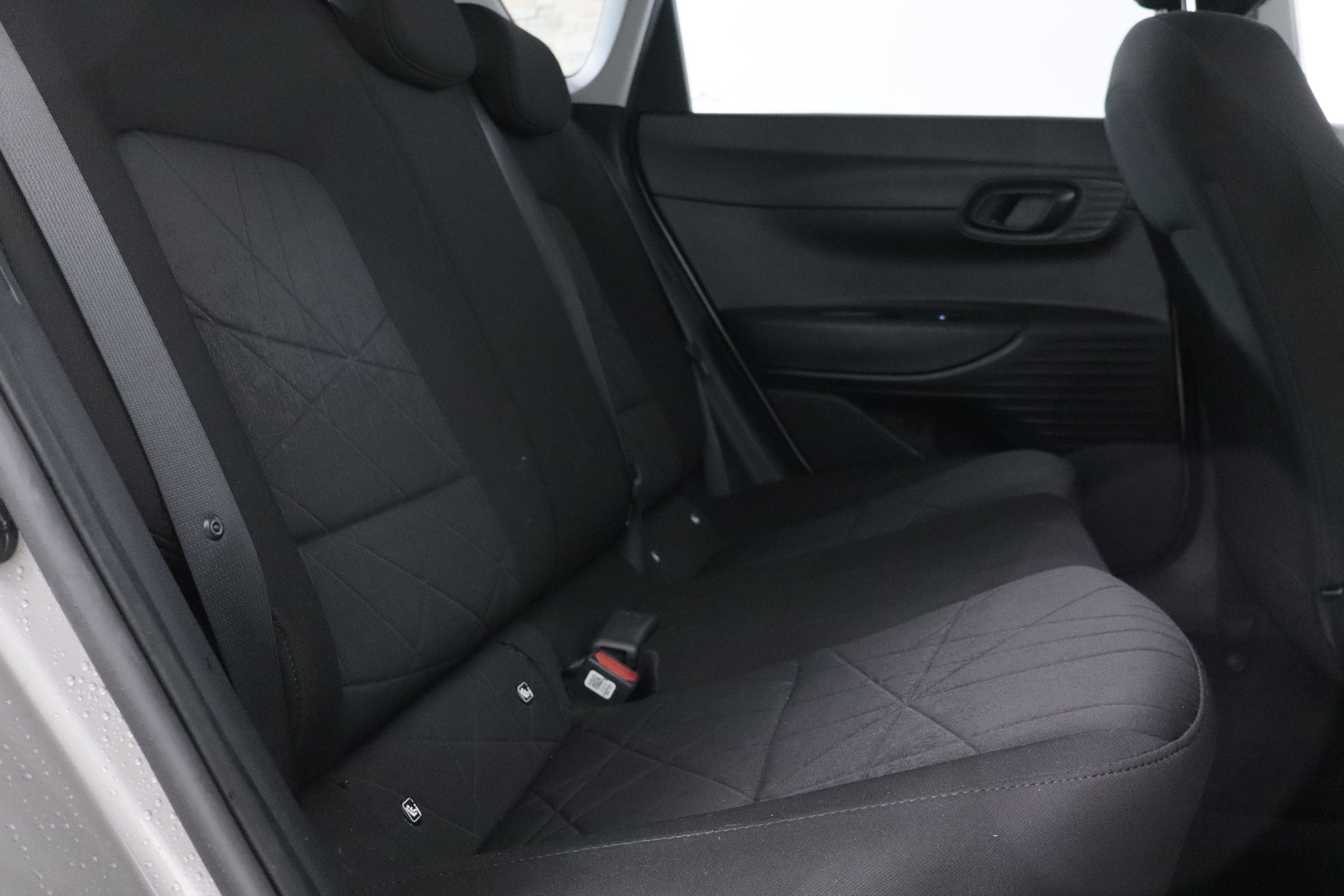 Hyundai BAYON 1.0 TGDI 100CV MAXX 5P # PARKTRONIC,CAMARA TRASERA foto 23