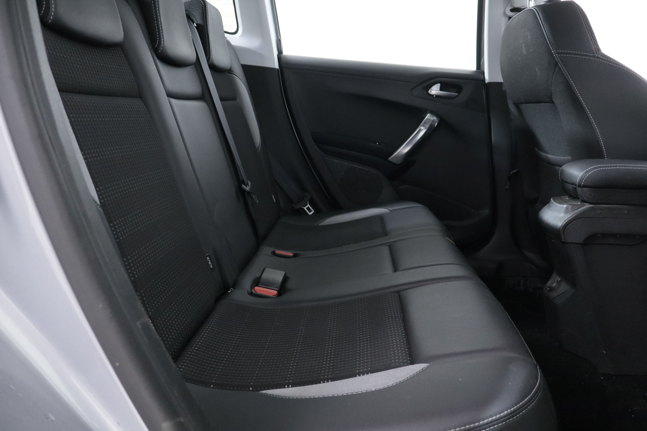 Peugeot 2008 1.2 PURETECH 130CV ALLURE 5P # NAVY,PARKTRONIC foto 22